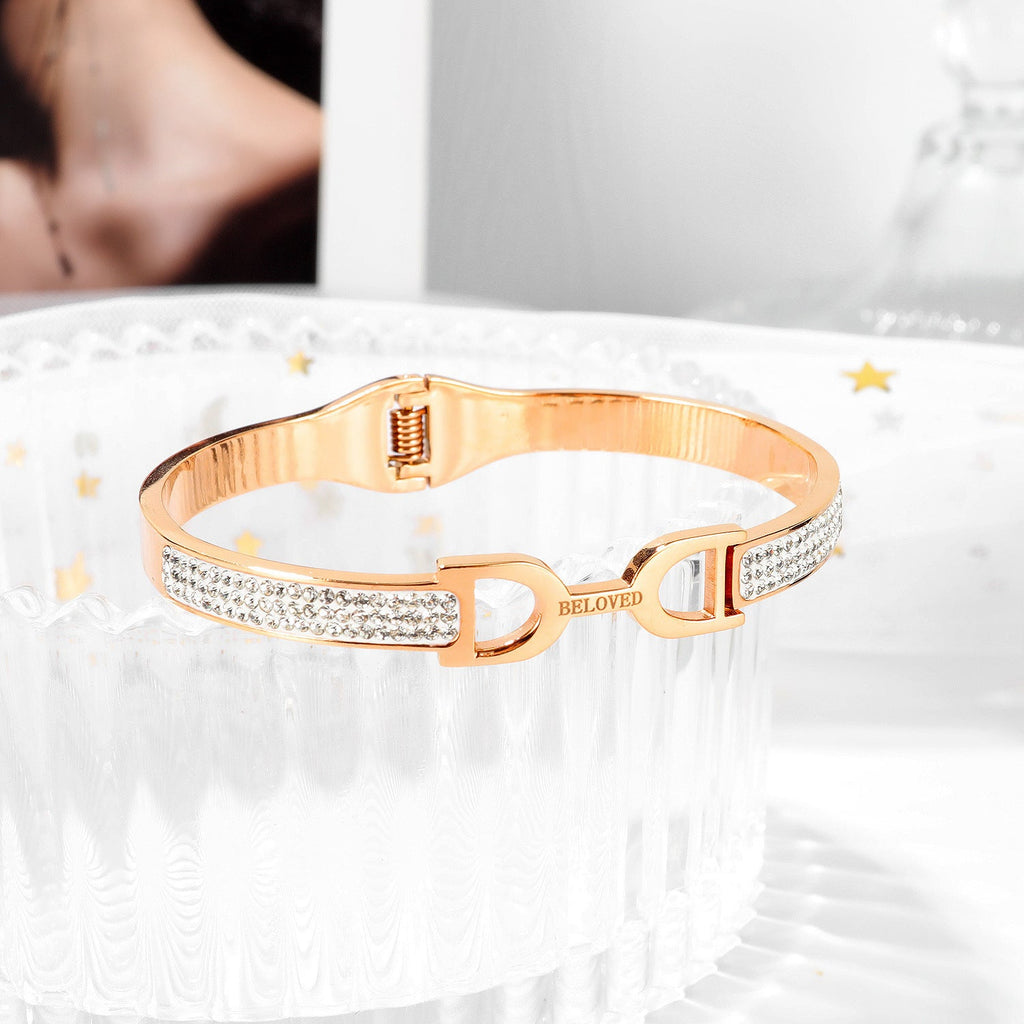 Fashion Light Luxury Tassel Letter D Titanium Steel Bracelet Women