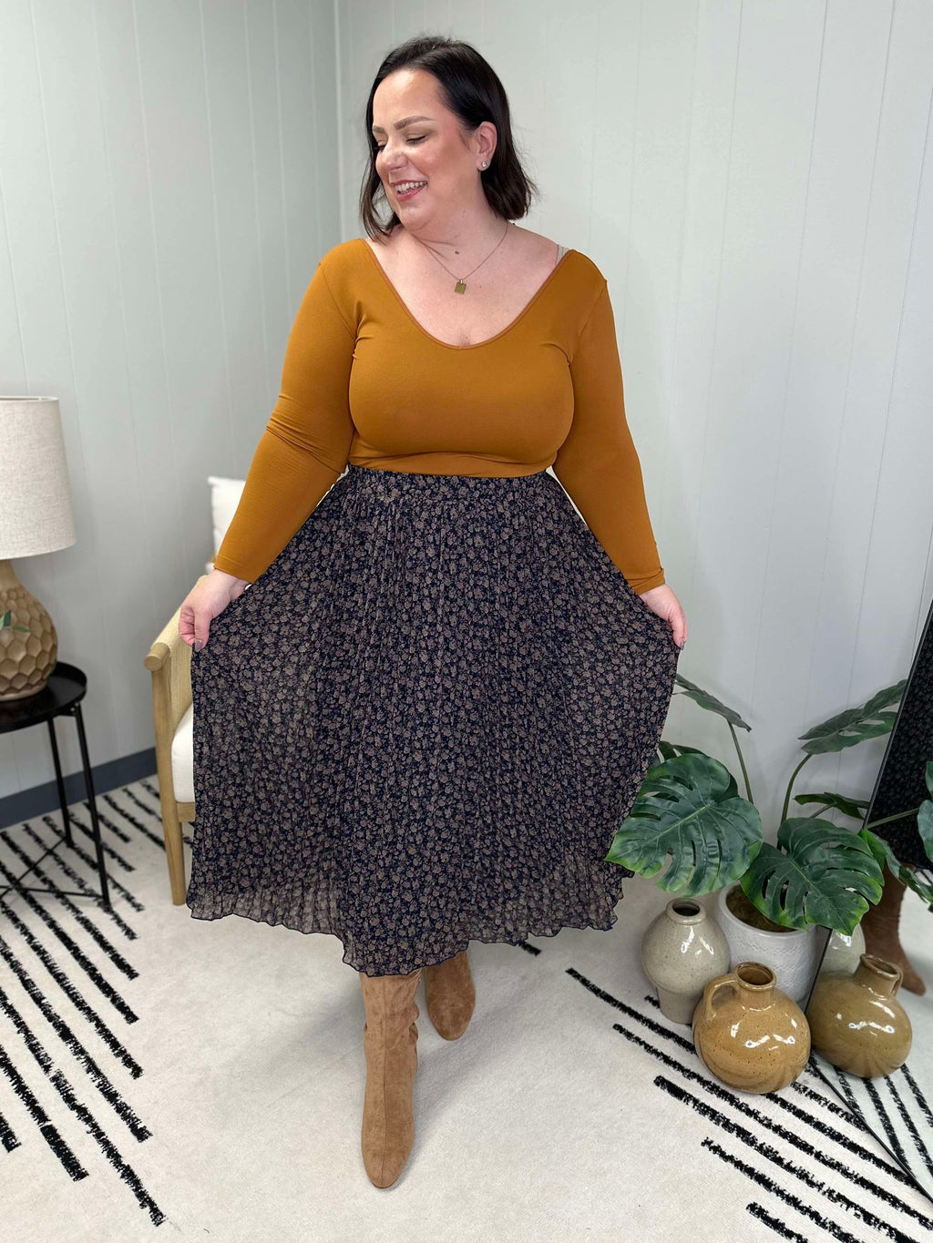 Just What You Wanted Floral Print Pleated Skirt
