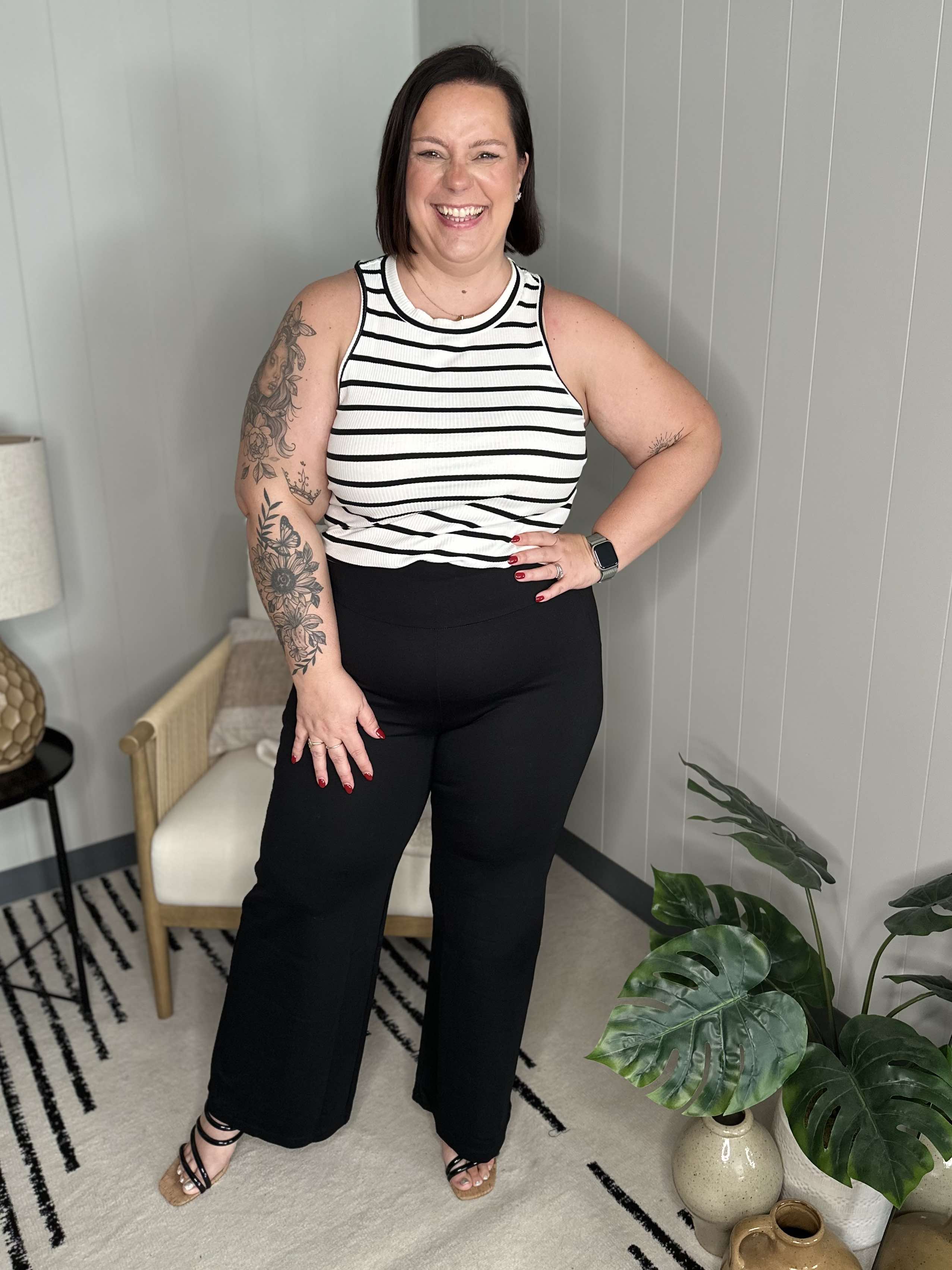 Magic Wide Leg Pants in Navy