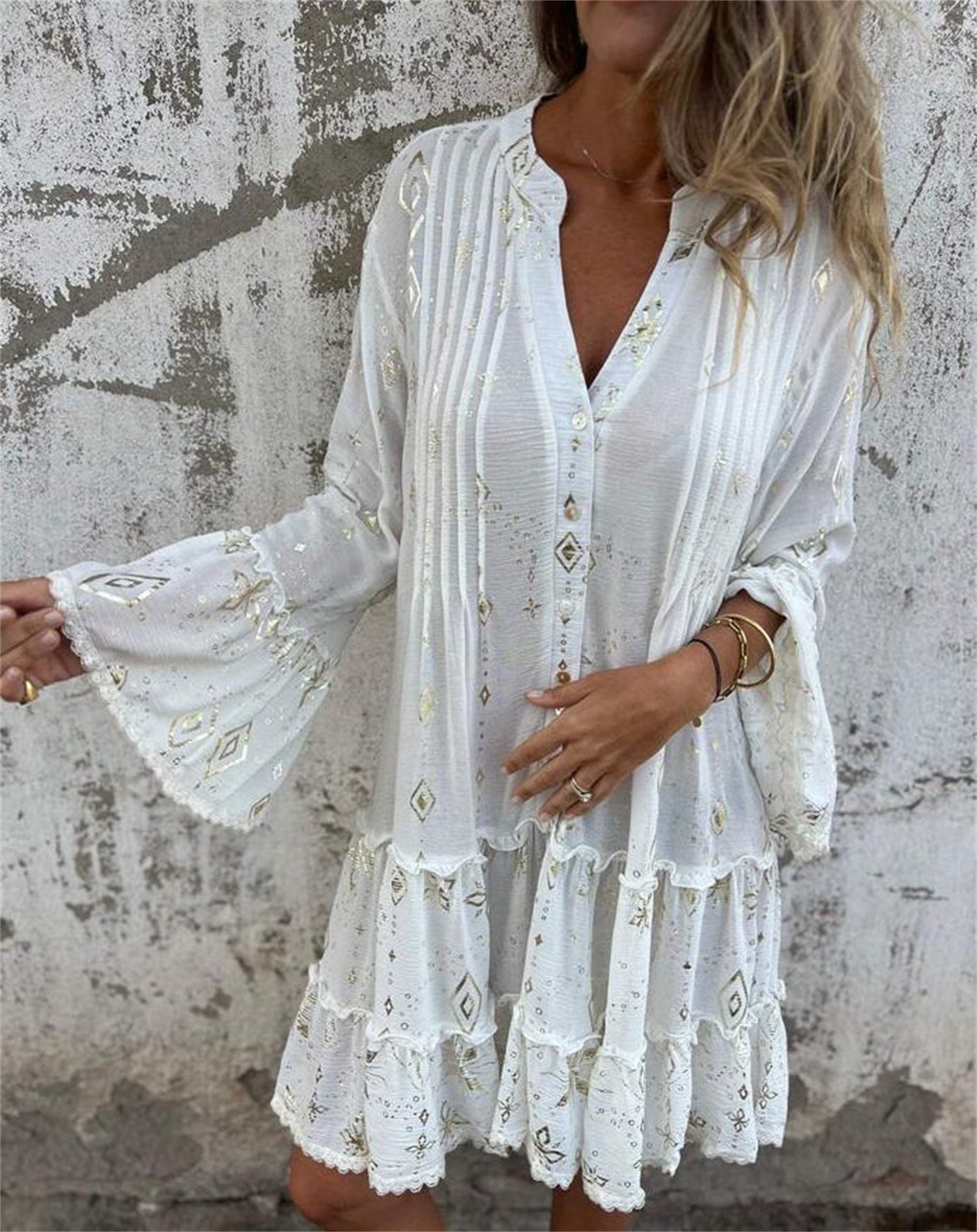 Solid Color Bronzing Fashion Horn Lace Sleeve Hollow-out Plus Size Dress