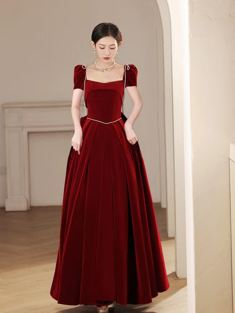 Toast Bride Red Velvet Wedding Dress