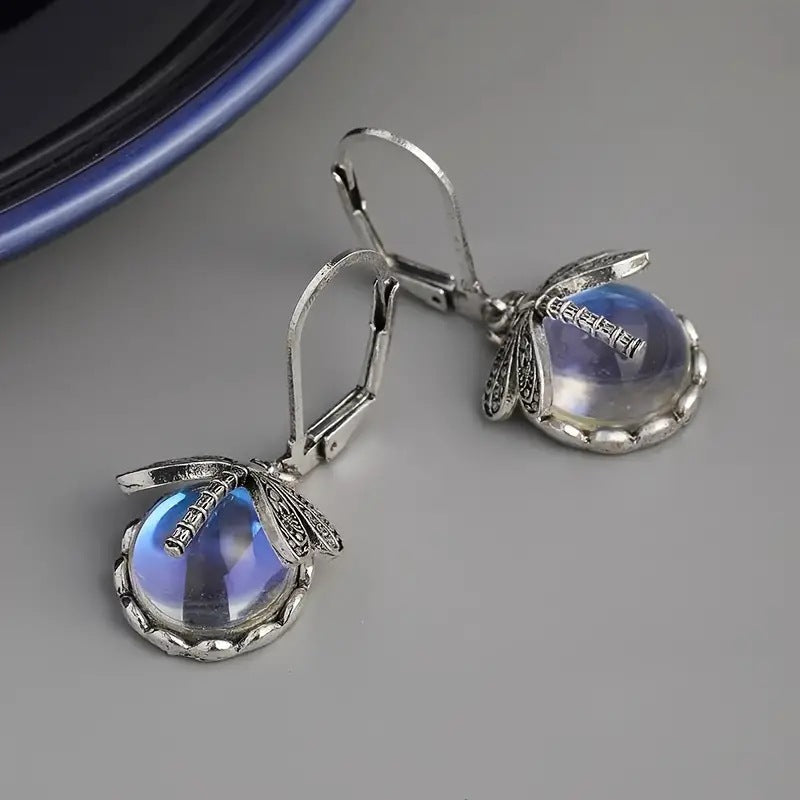 Retro Compact Dragonfly Pattern Earrings