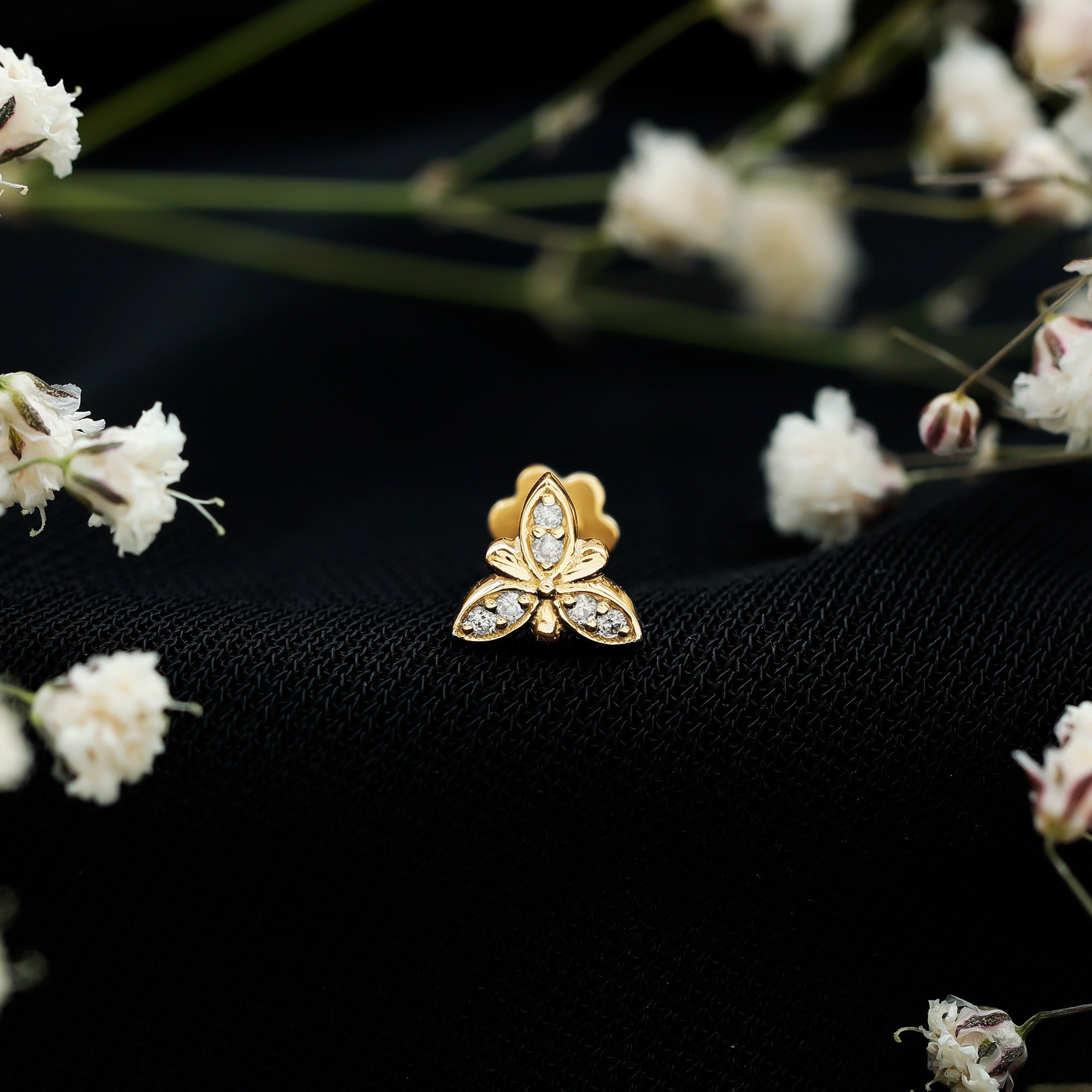 Simple Diamond Flower Nose Stud in Gold