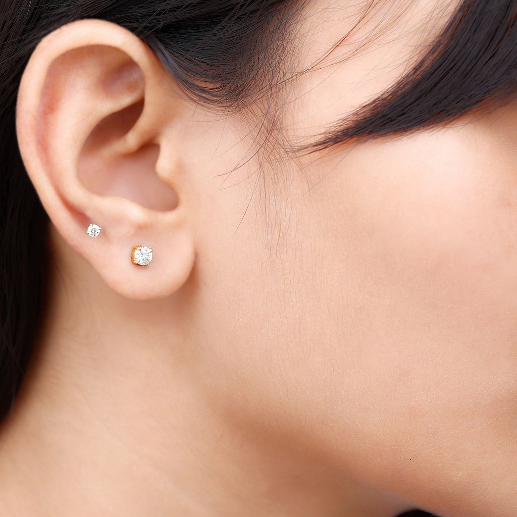 Solitaire Round Cut Moissanite Earring Set for Helix Piercing