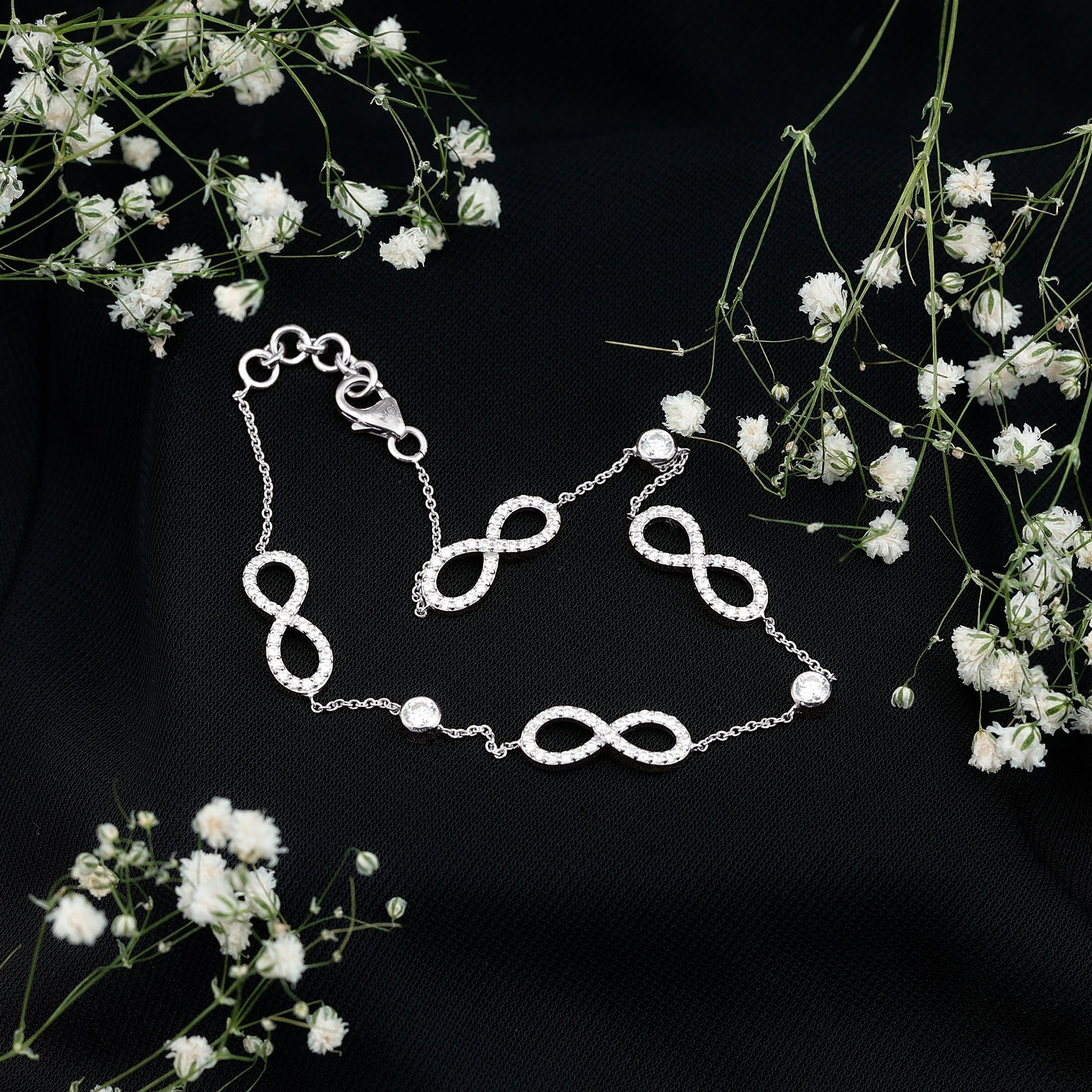 1.50 CT Zircon Infinity Station Chain Bracelet