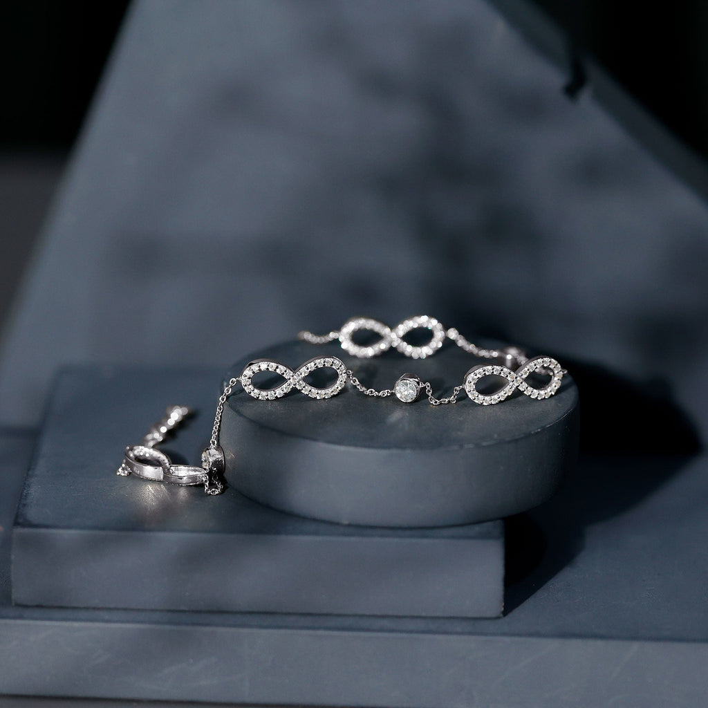 1.50 CT Zircon Infinity Station Chain Bracelet