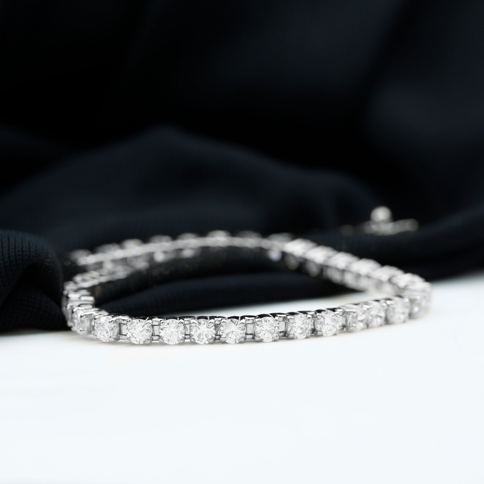 Round Shape Cubic Zirconia Tennis Bracelet