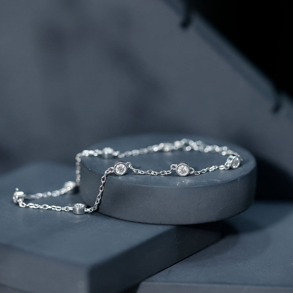 Round Cut Certified Moissanite Chain Bracelet in Bezel Setting