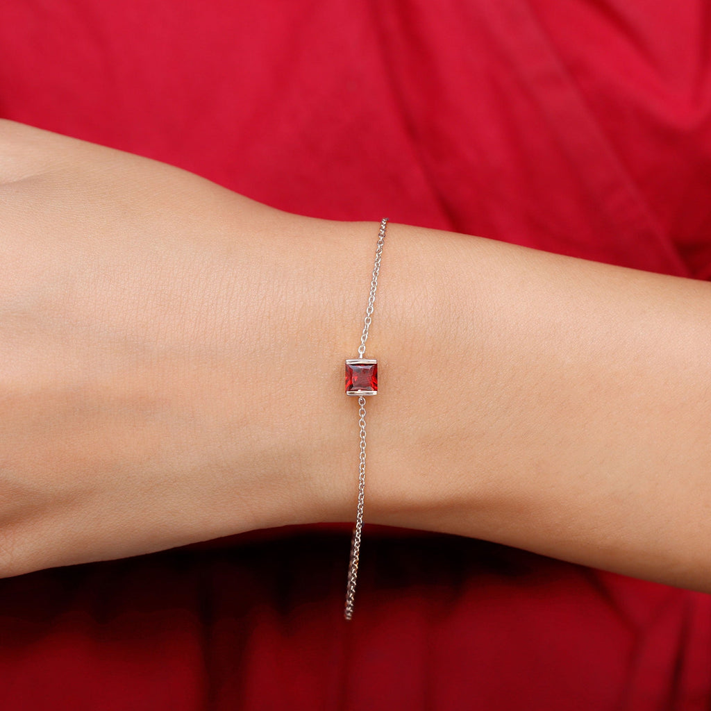 Genuine 1.4 Carat Princess Cut Garnet Solitaire Chain Bracelet