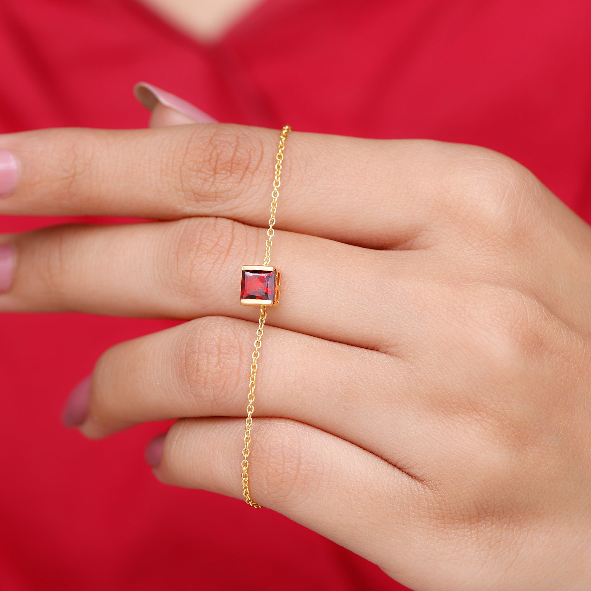 Genuine 1.4 Carat Princess Cut Garnet Solitaire Chain Bracelet