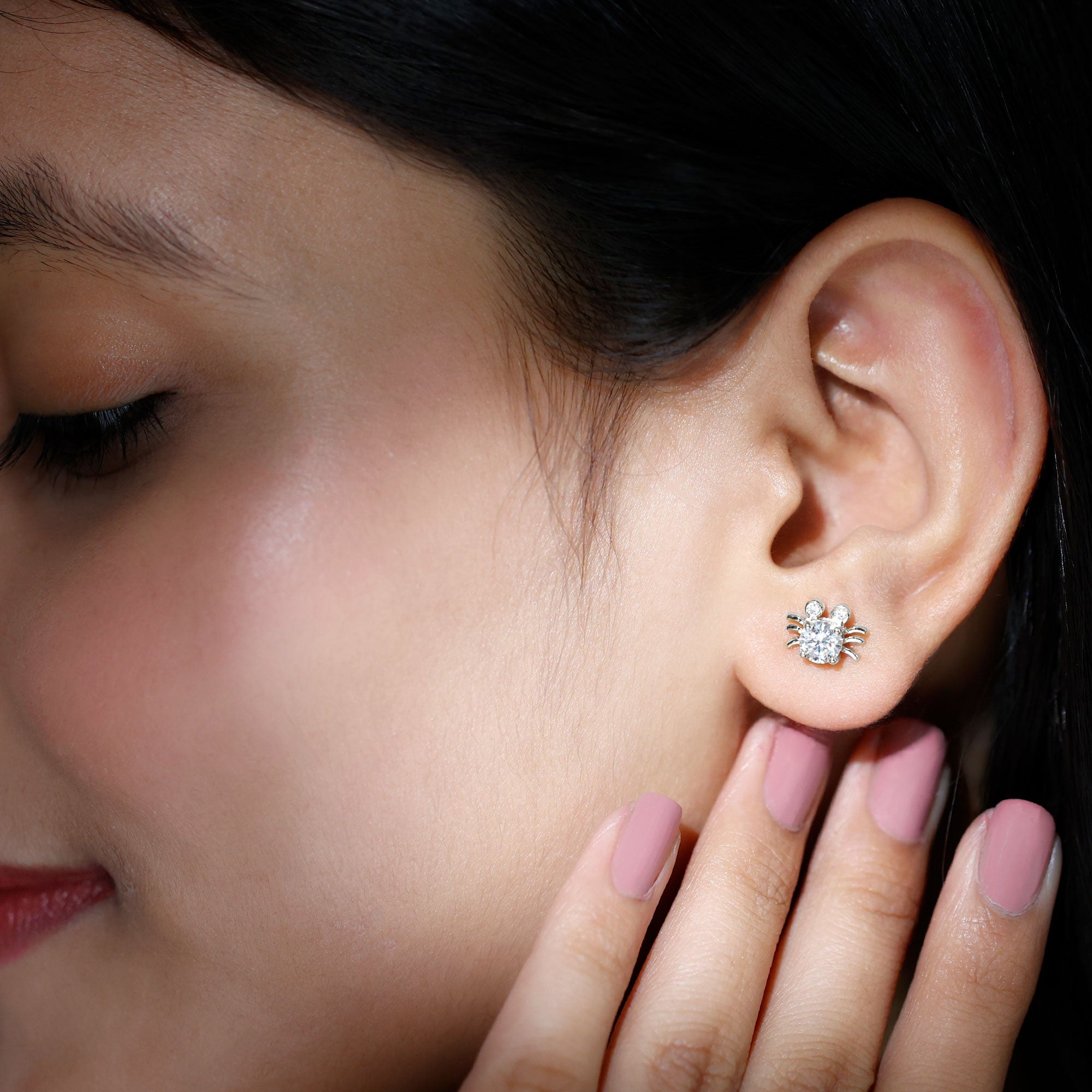 1 CT Moissanite Crab Stud Earrings with Certificate
