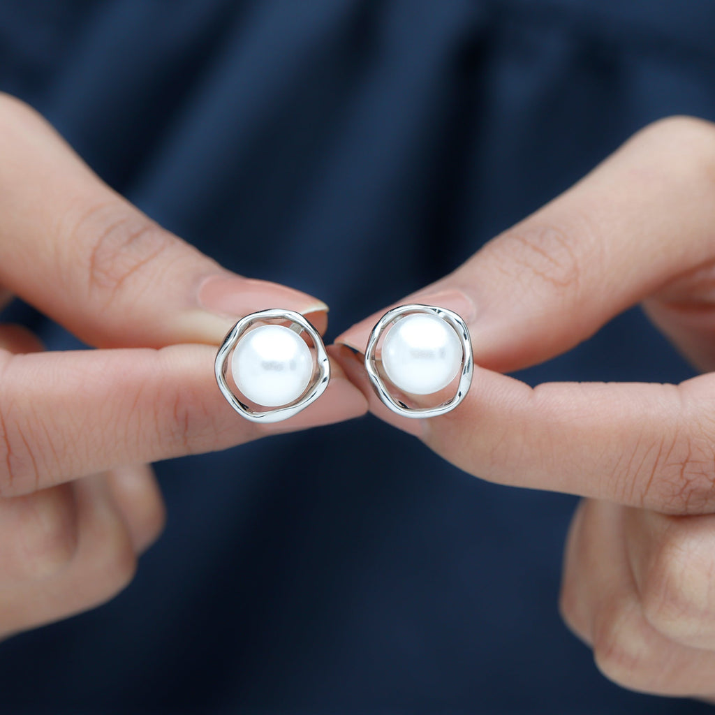 Natural 16 Carat Cultured Pearl Stud Earrings in Silver