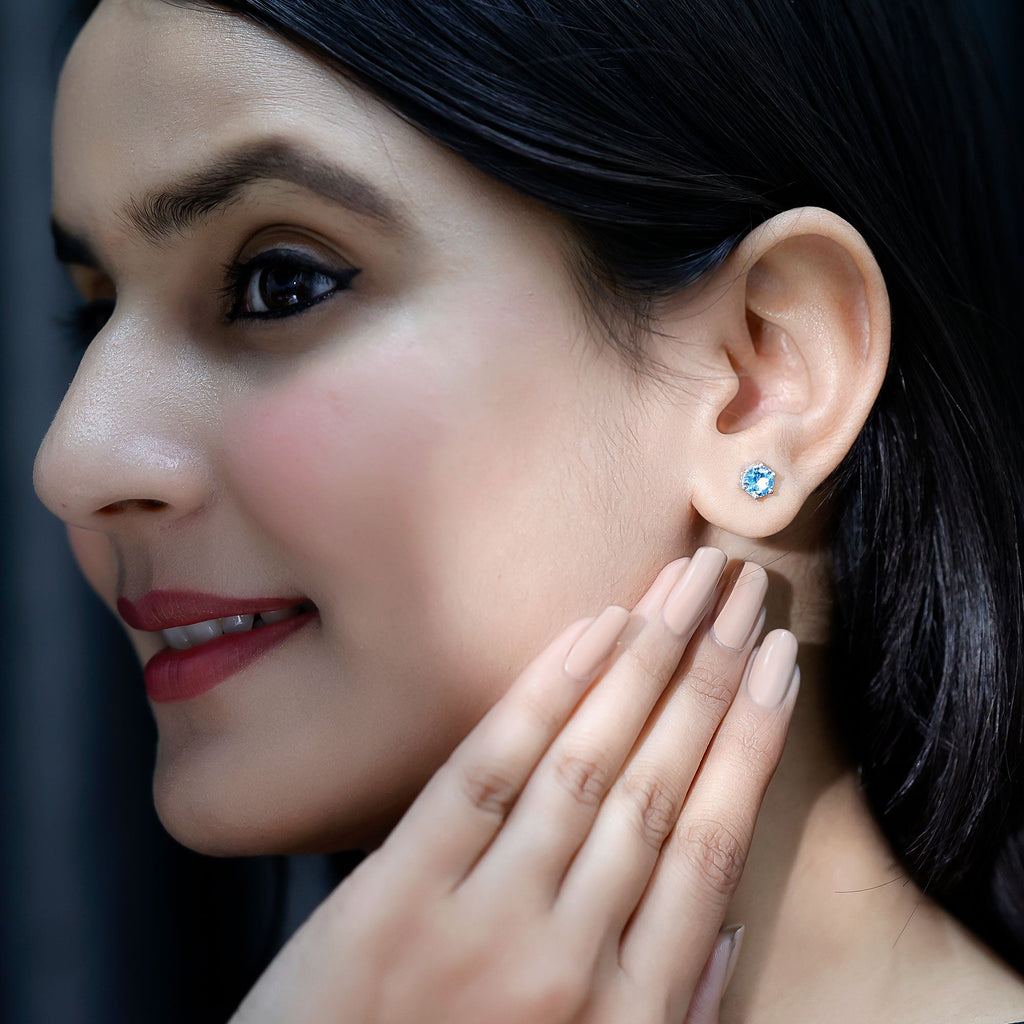 1.5 Carat Round Aquamarine Solitaire Stud Earrings