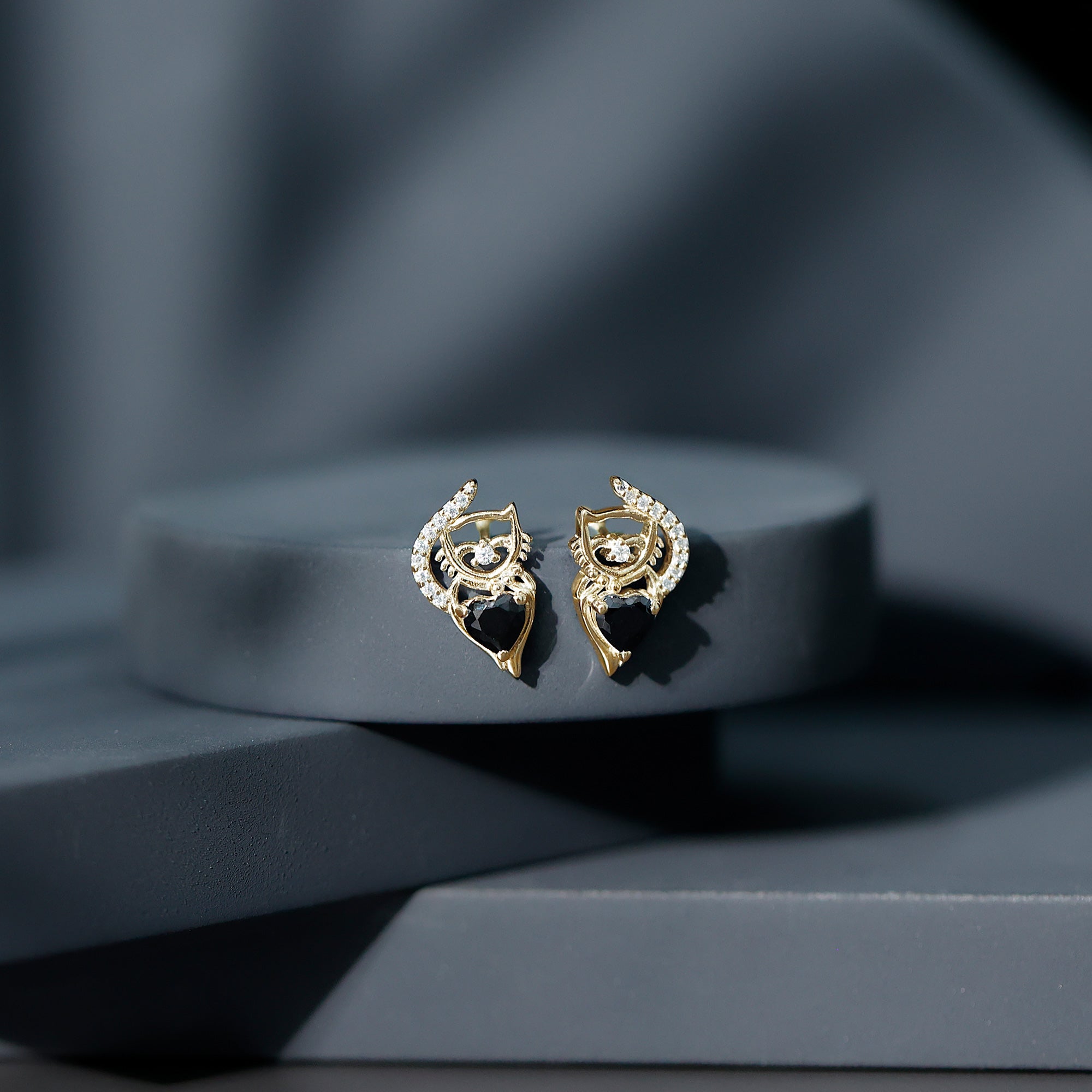 Heart Shape Black Onyx Cat Stud Earrings
