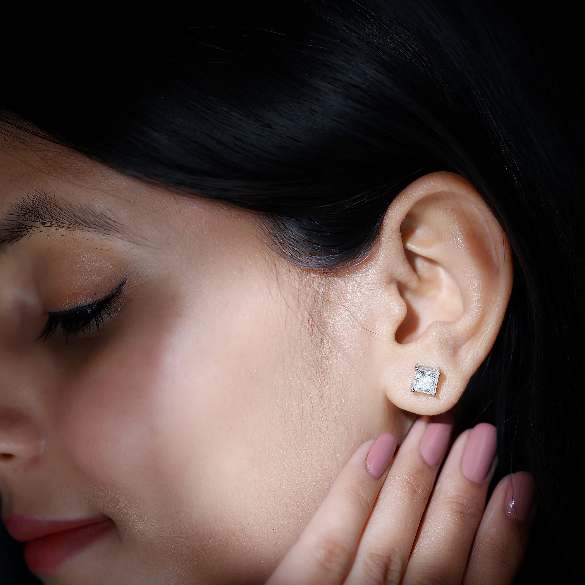 6MM Solitaire Princess Cut Moissanite Stud Earrings