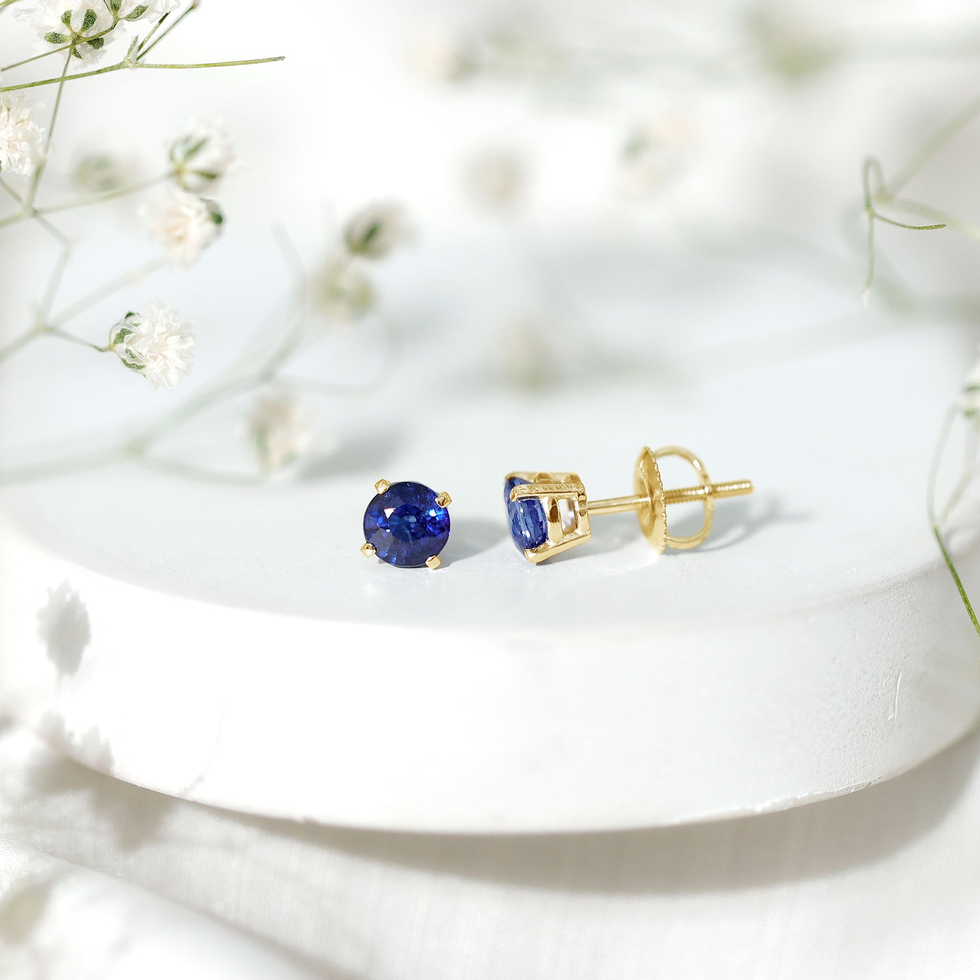 5MM Round Blue Sapphire Solitaire Stud Earrings in Claw Setting