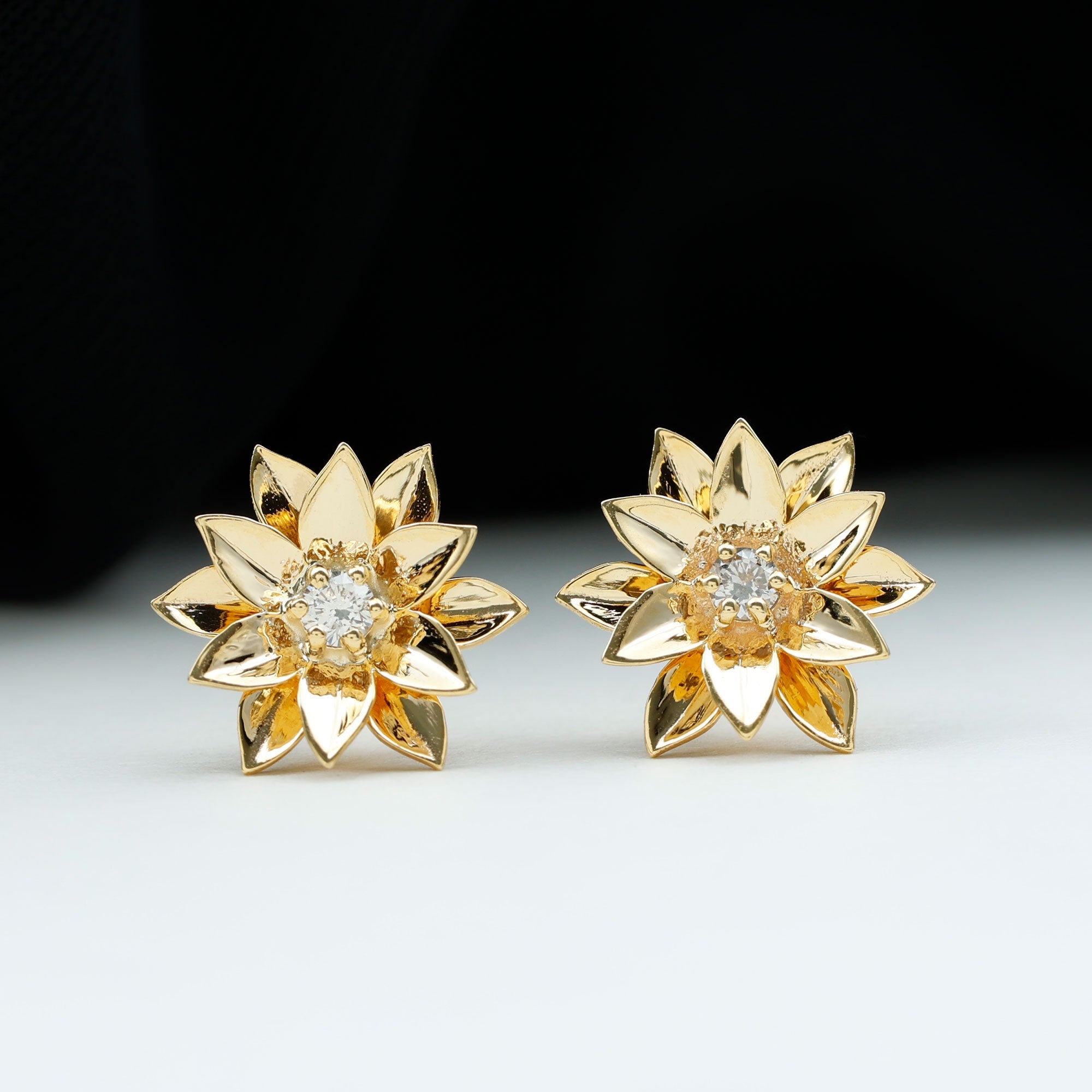 Round Cut Natural Diamond Flower Stud Earrings