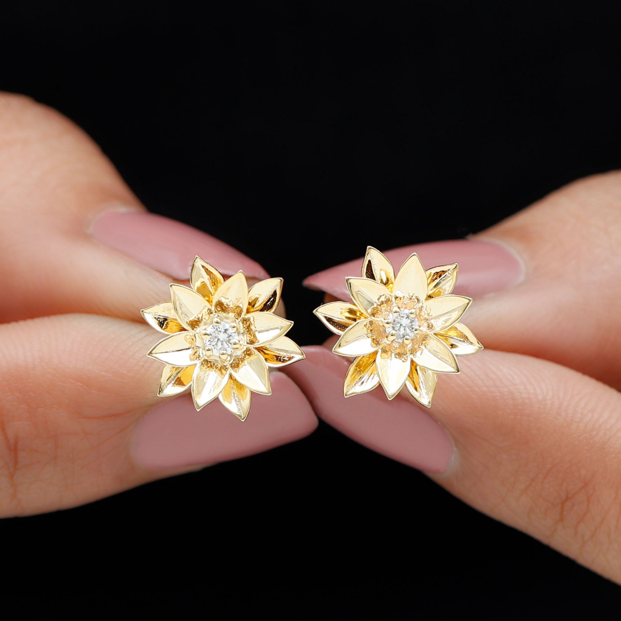Round Cut Natural Diamond Flower Stud Earrings