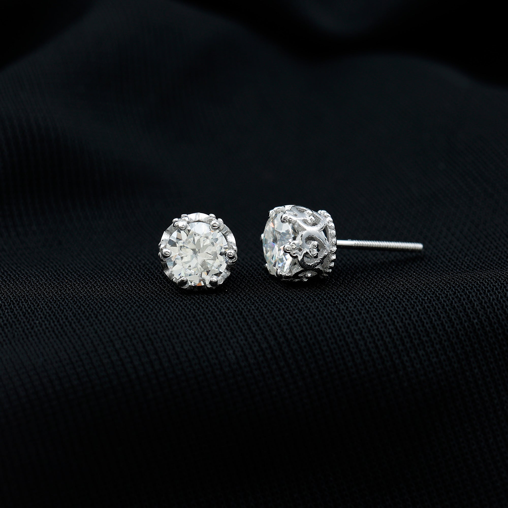6 MM Round Shape Moissanite Stud Earrings in Crown Setting