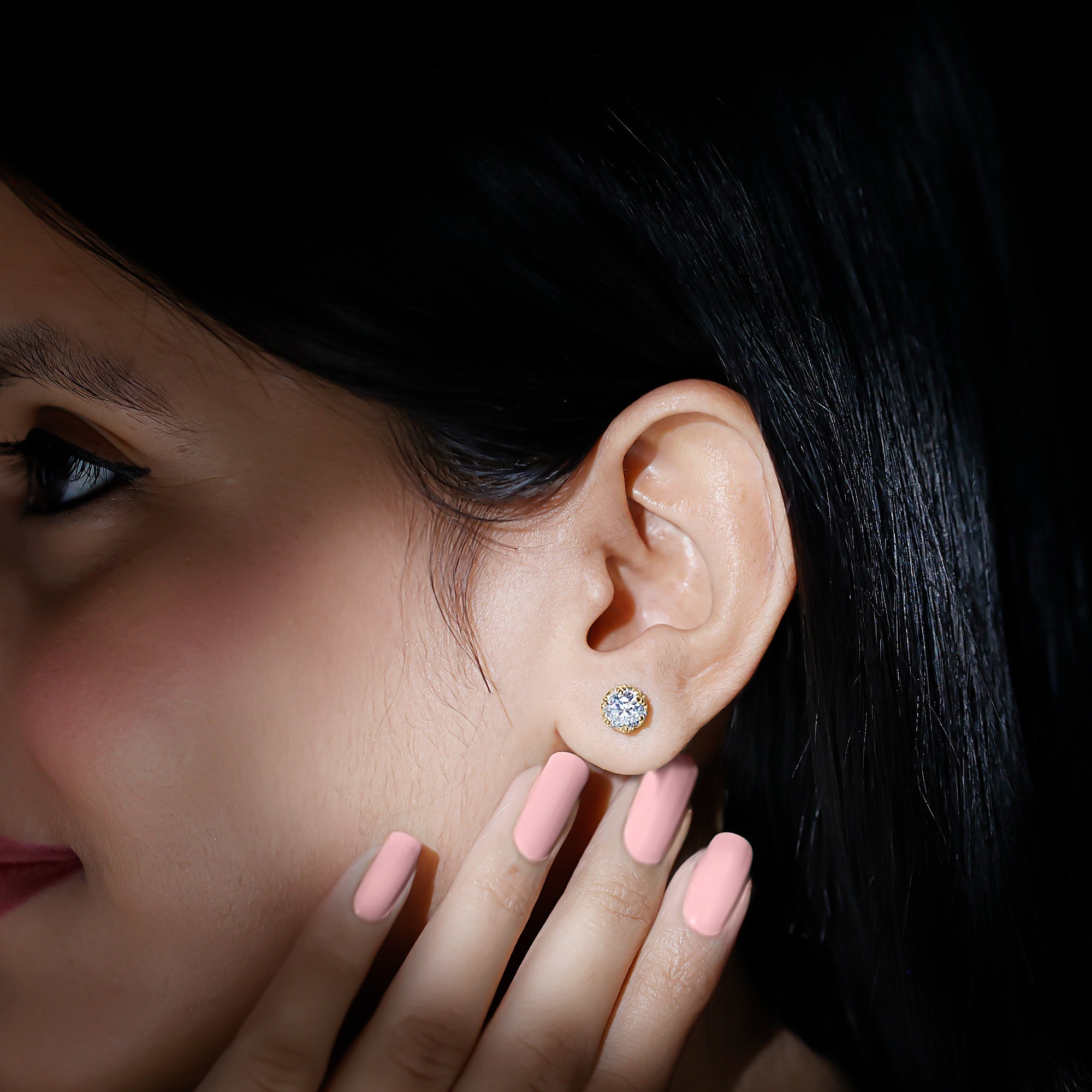 6 MM Round Shape Moissanite Stud Earrings in Crown Setting