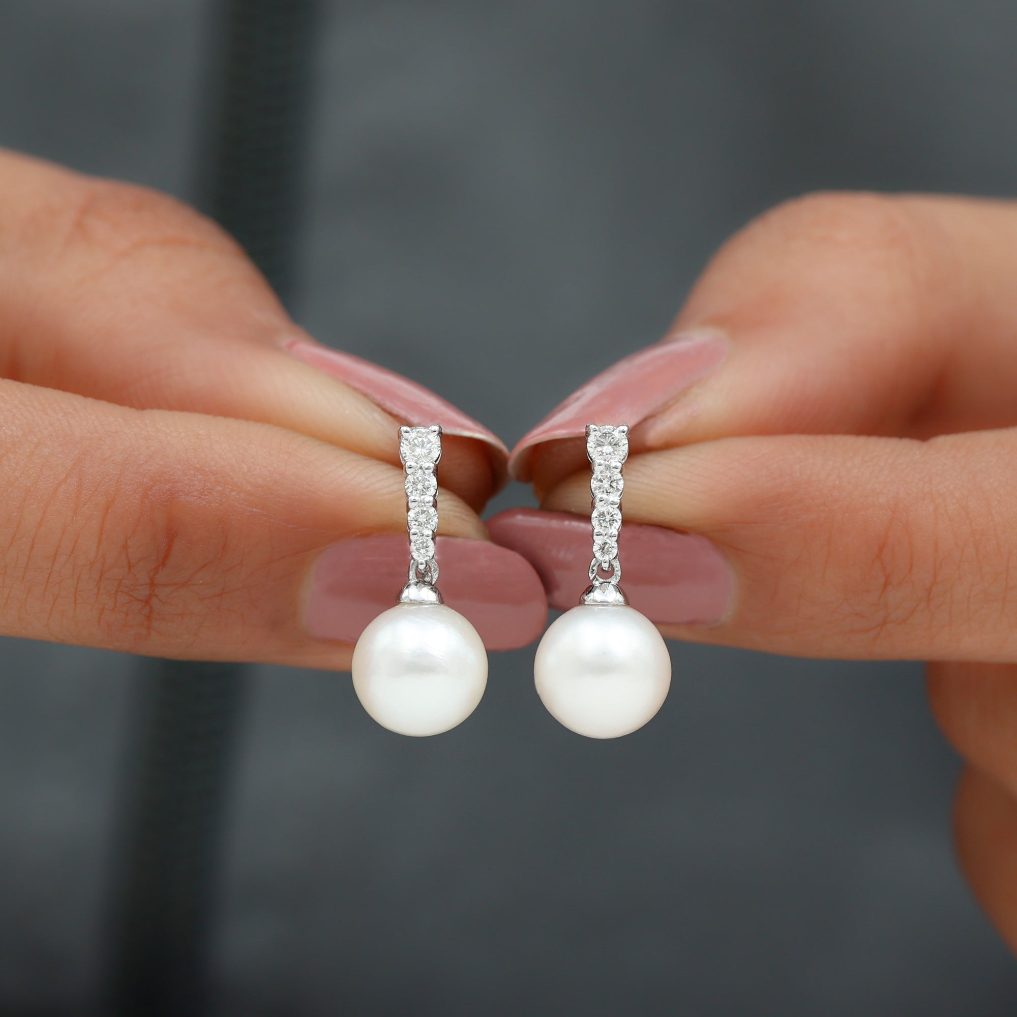 15 Carat Freshwater Pearl Drop Earrings with Diamond