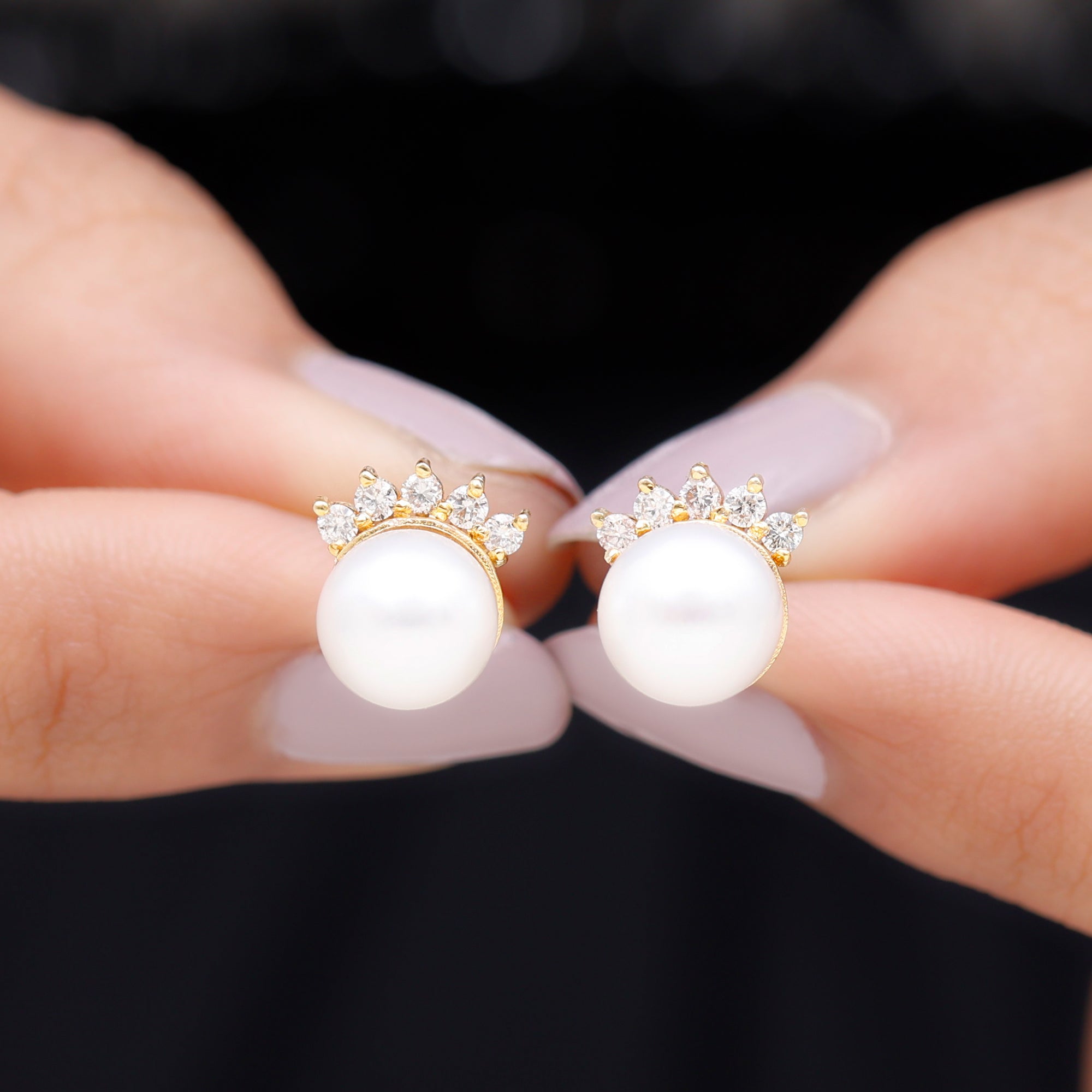 Real Freshwater White Pearl Stud Earrings with Diamonds