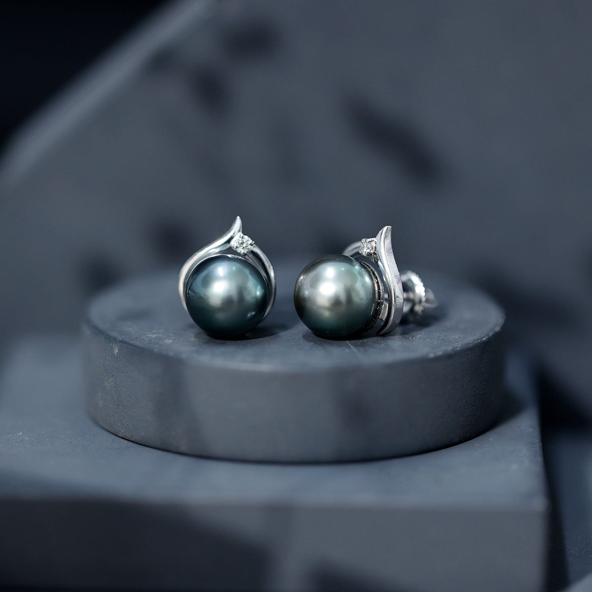 Cultured 15 Carat Tahitian Pearl Bridal Stud Earrings with Diamond