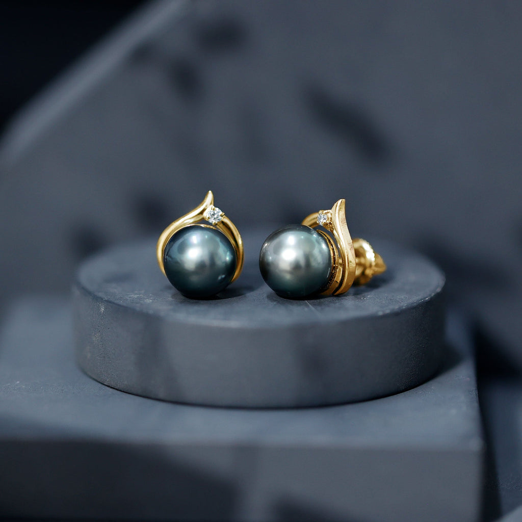 Cultured 15 Carat Tahitian Pearl Bridal Stud Earrings with Diamond
