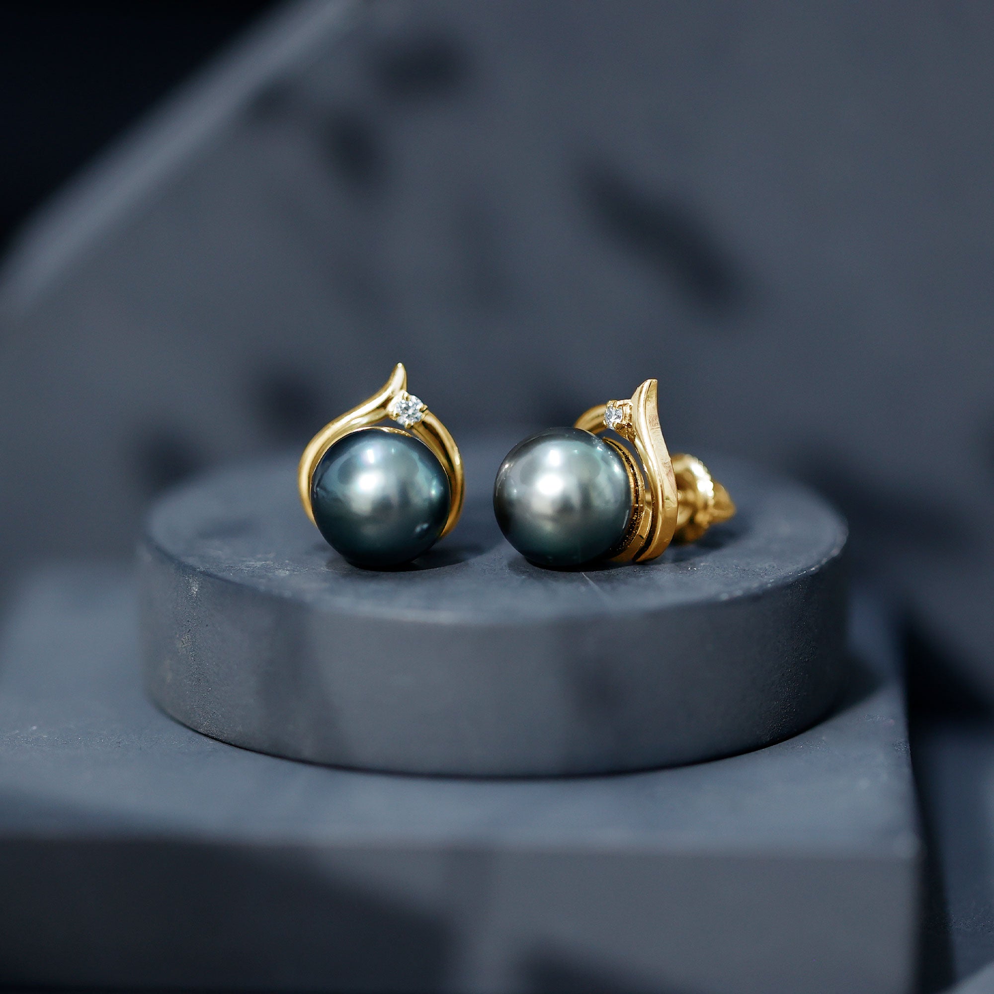 Cultured 15 Carat Tahitian Pearl Bridal Stud Earrings with Diamond