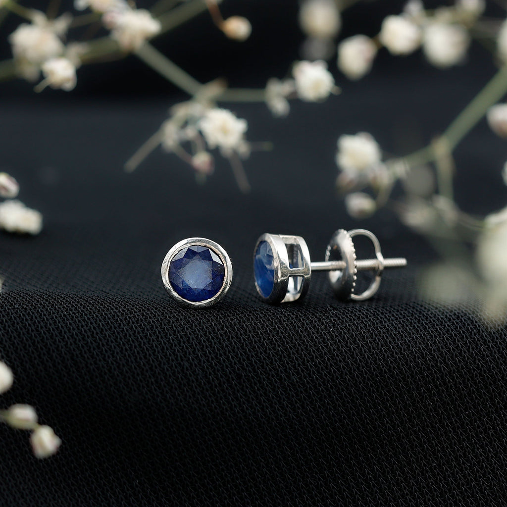 3/4 CT Bezel Set Blue Sapphire Solitaire Stud Earrings in Gold
