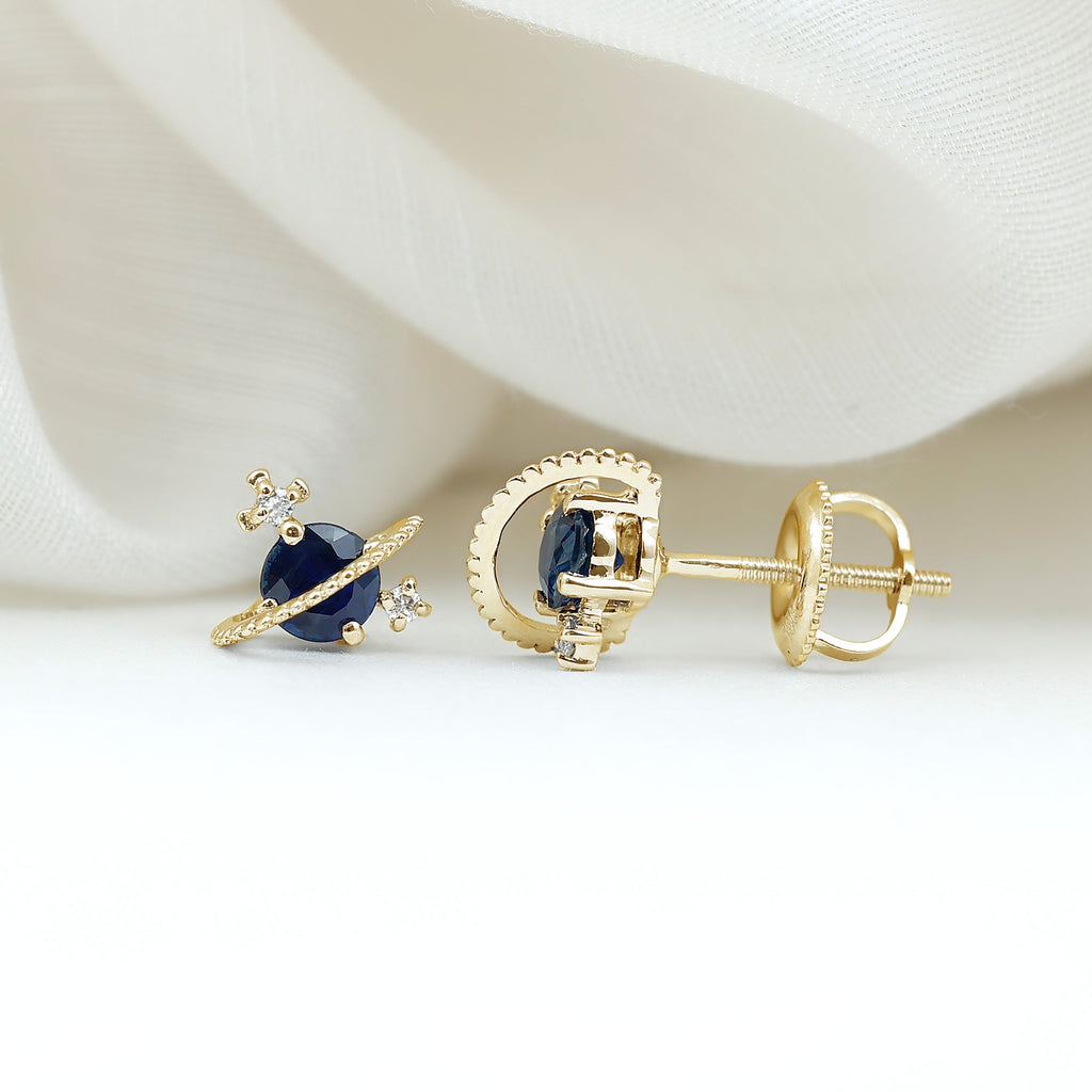 Natural 0.8 Carat Blue Sapphire and Diamond Contemporary Stud Earrings