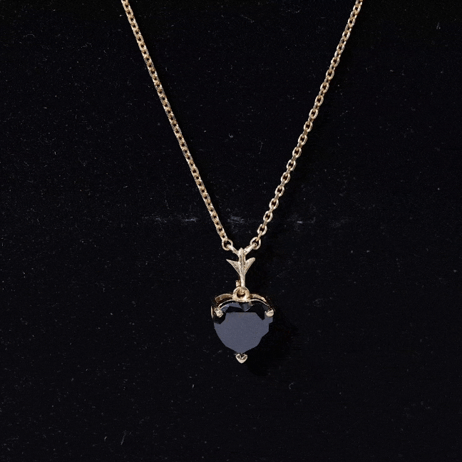 2 CT Heart Shape Black Onyx Solitaire Pendant