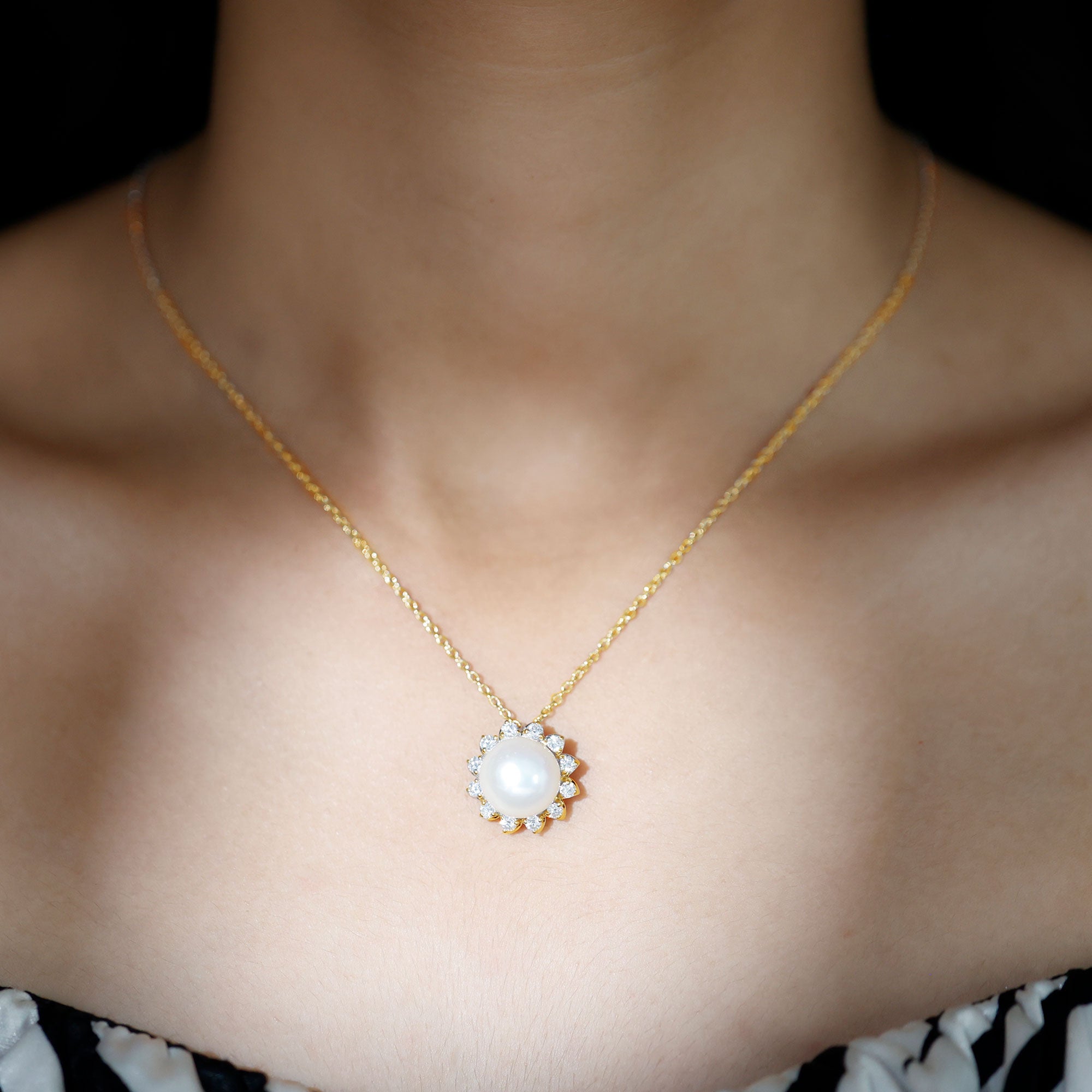 Freshwater Pearl and Moissanite Flower Chain Necklace