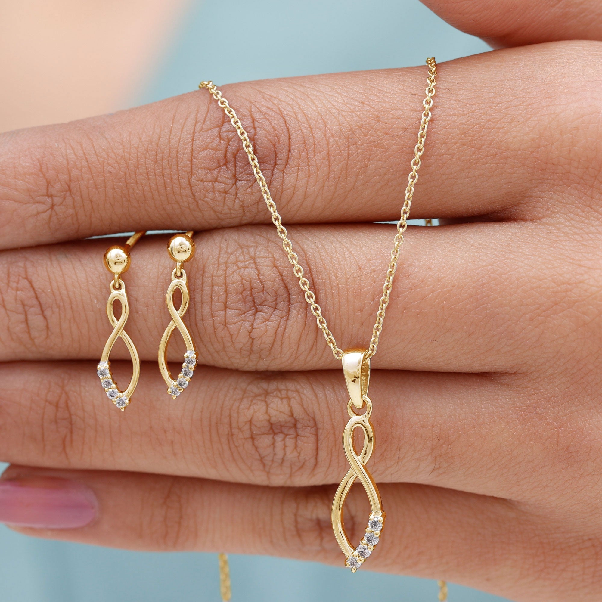 Diamond Infinity Jewelry Set for Women