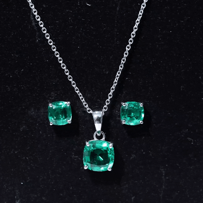 Certified Lab Grown Emerald Solitaire Jewelry Set
