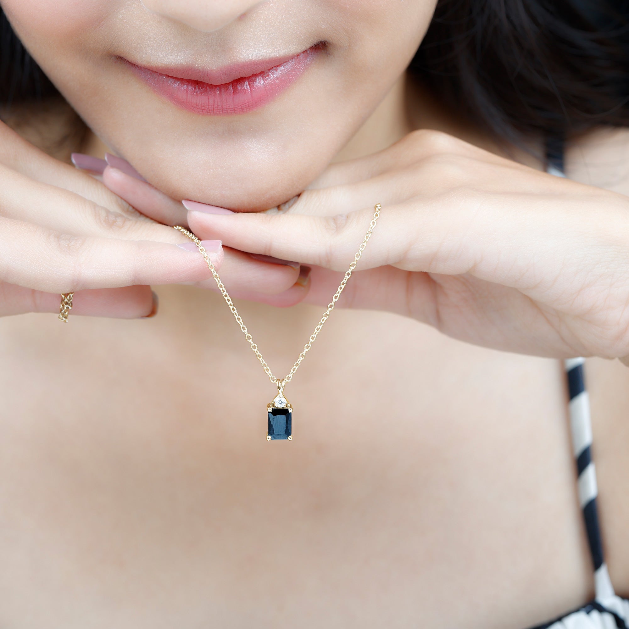 Natural 2 CT Black Onyx Emerald Cut Necklace With Chain