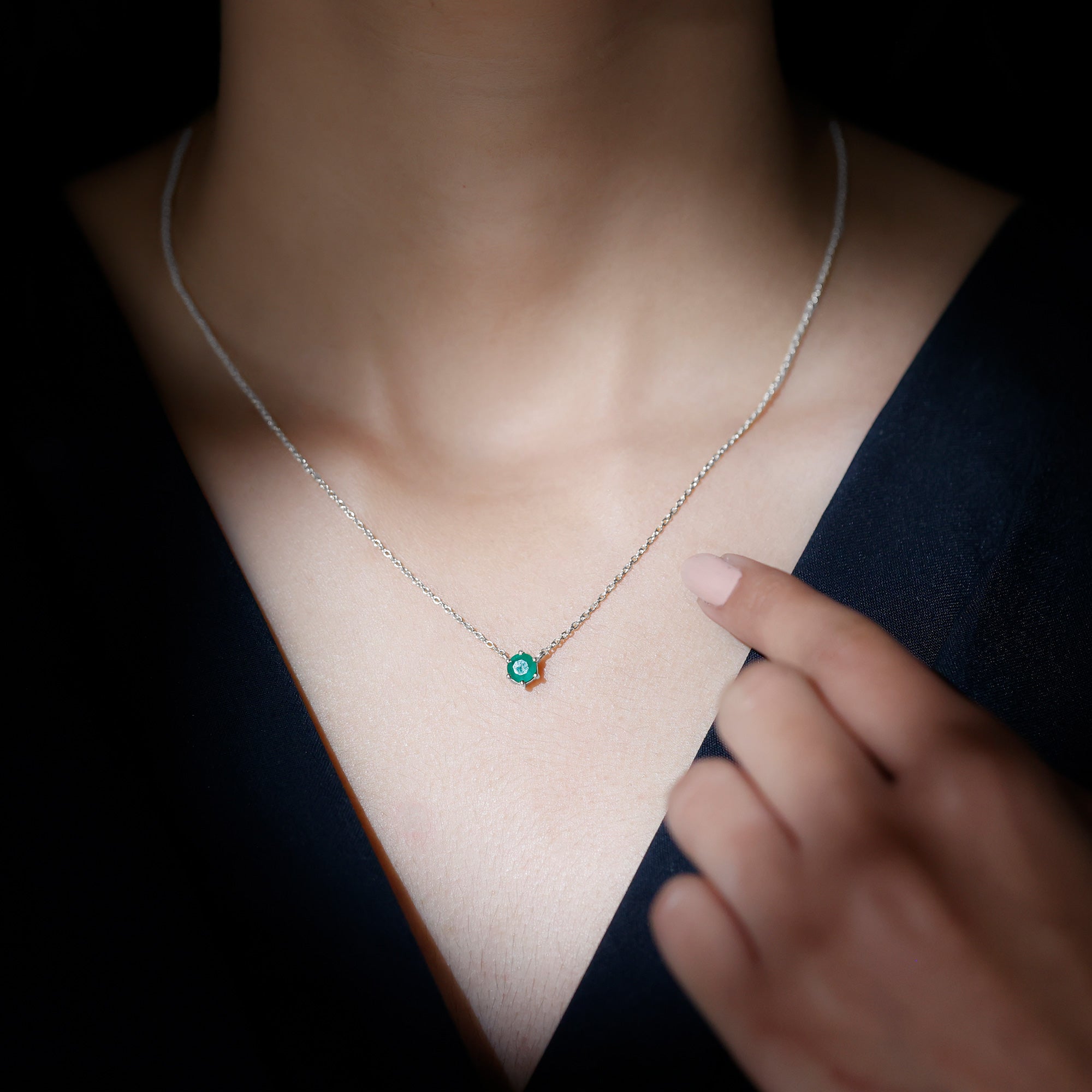 5MM Round Cut Solitaire Emerald Necklace in 6 Prong Setting
