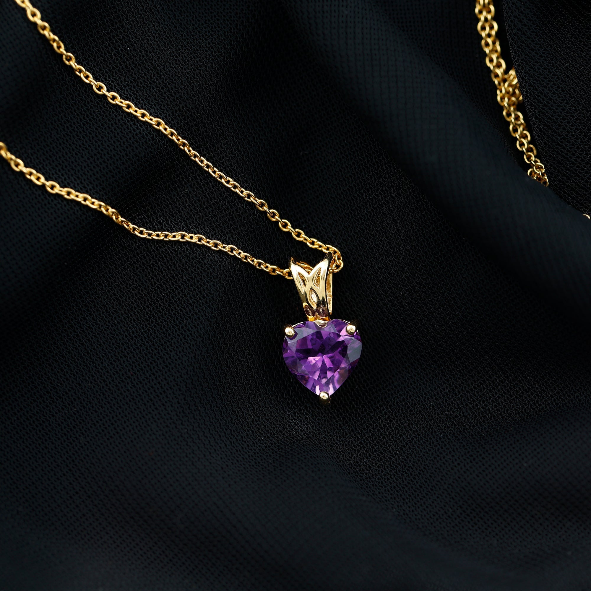 2 Carat Heart Shape Amethyst Pendant Necklace With Chain
