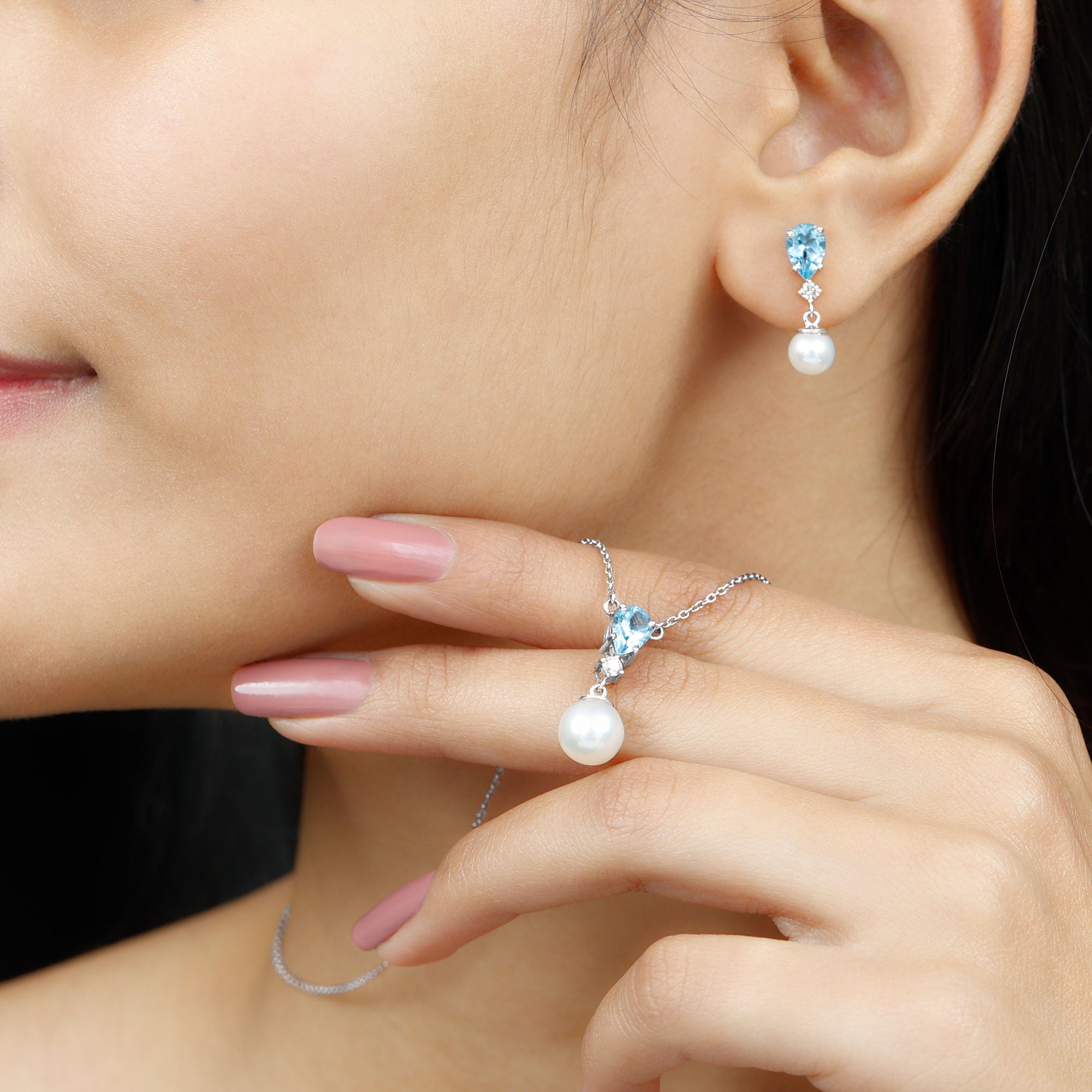 Swiss Blue Topaz and Diamond Jewelry Set with Freshwater Pearl Drop