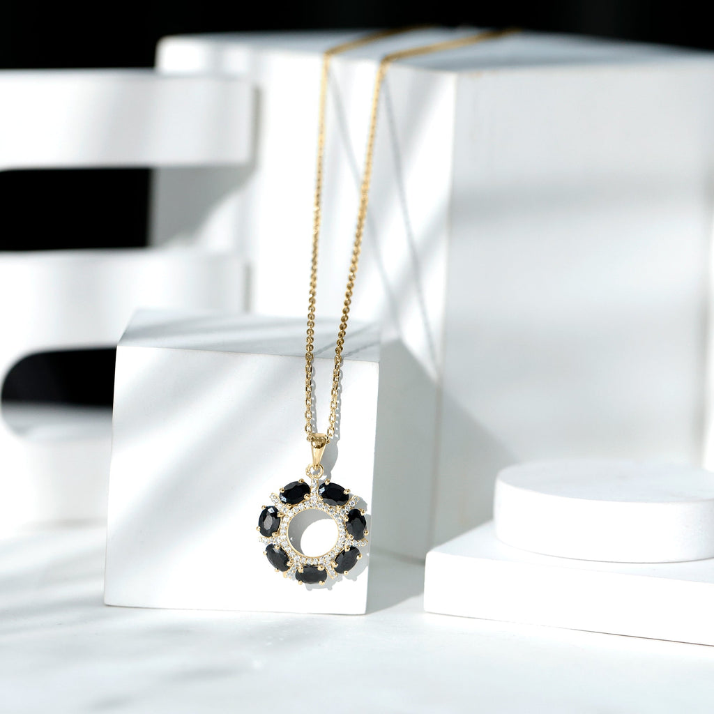 3 CT Oval Cut Black Spinel Elegant Pendant with Moissanite
