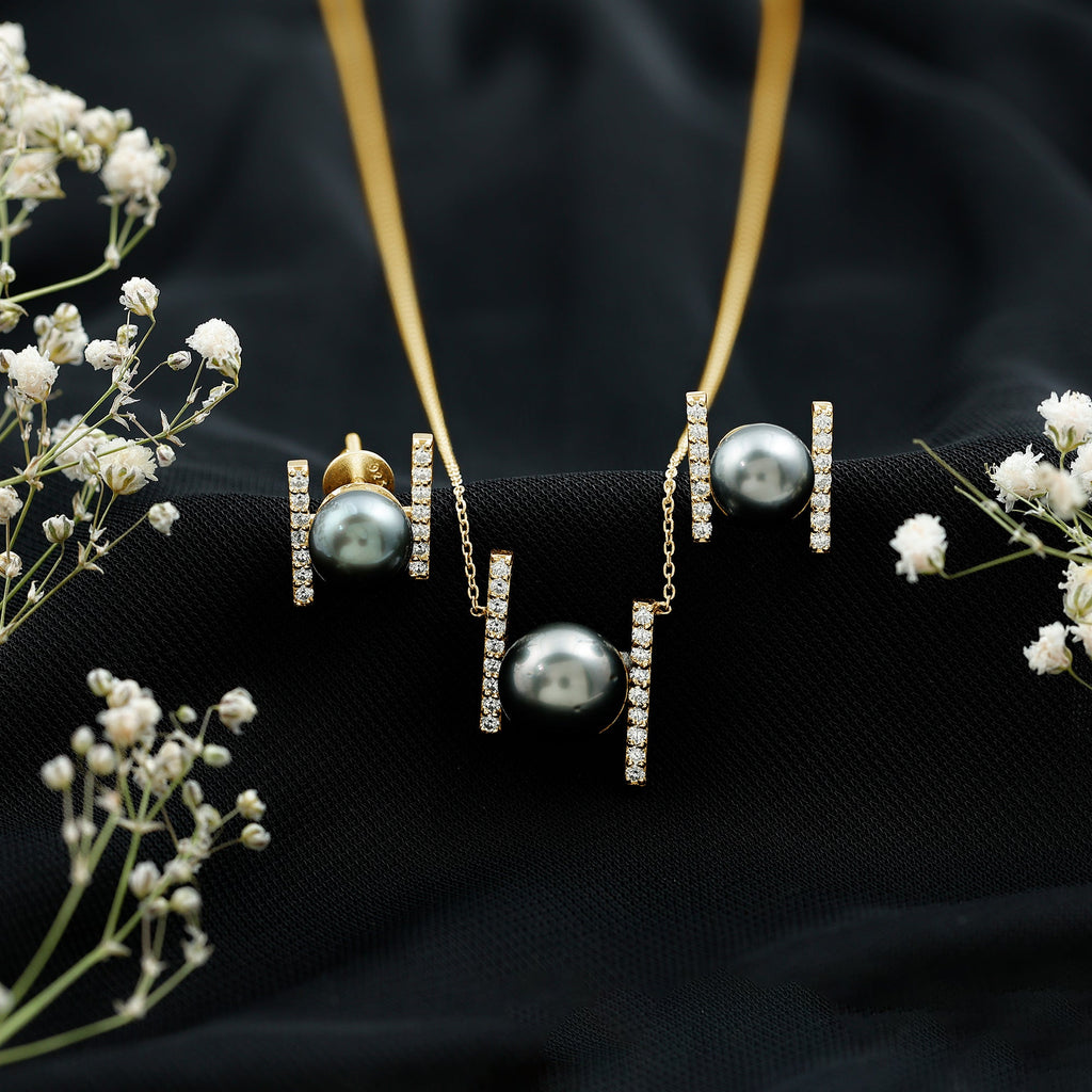 Black Tahitian Pearl Necklace and Earrings Set with Moissanite