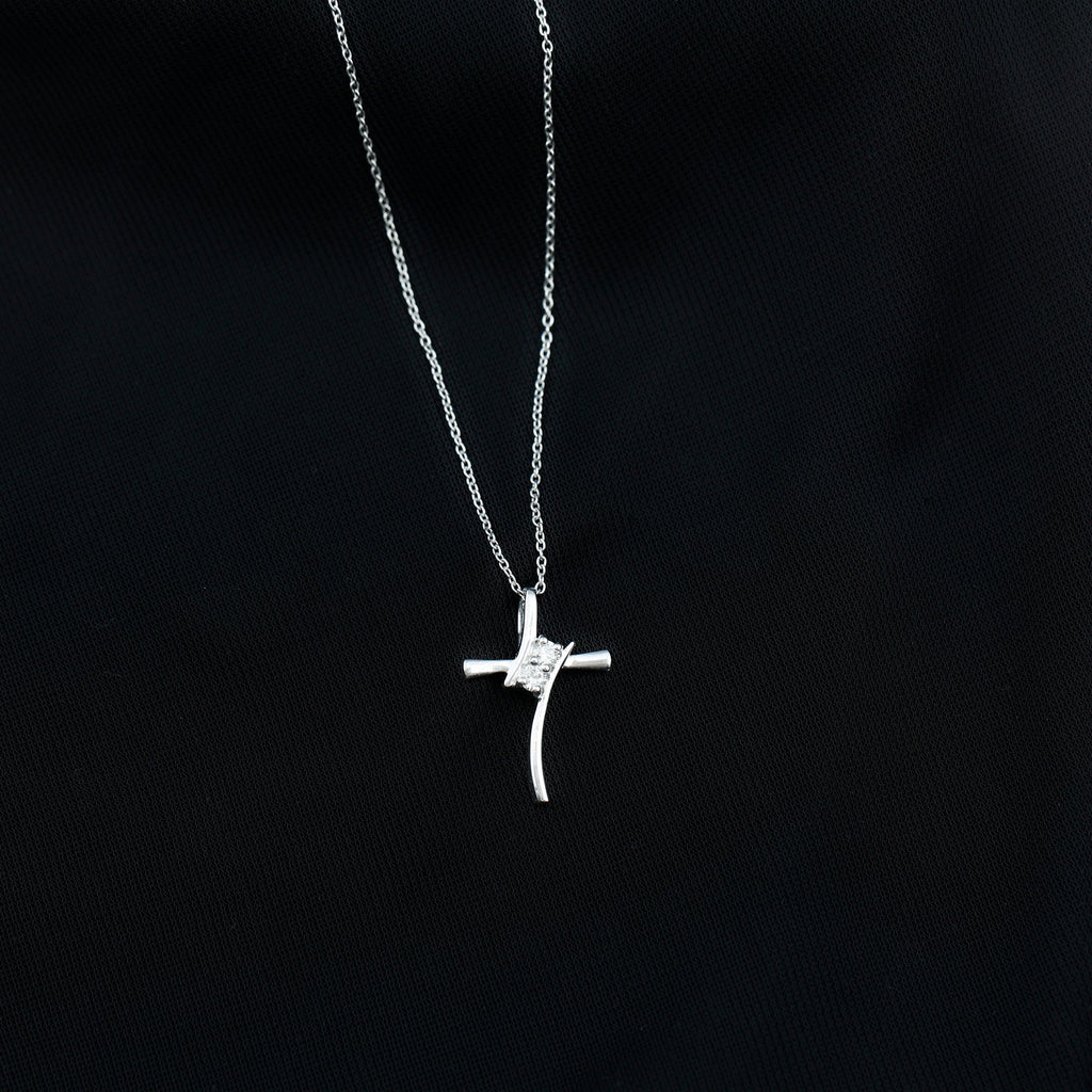 Certified Moissanite Cross Pendant Necklace With Chain