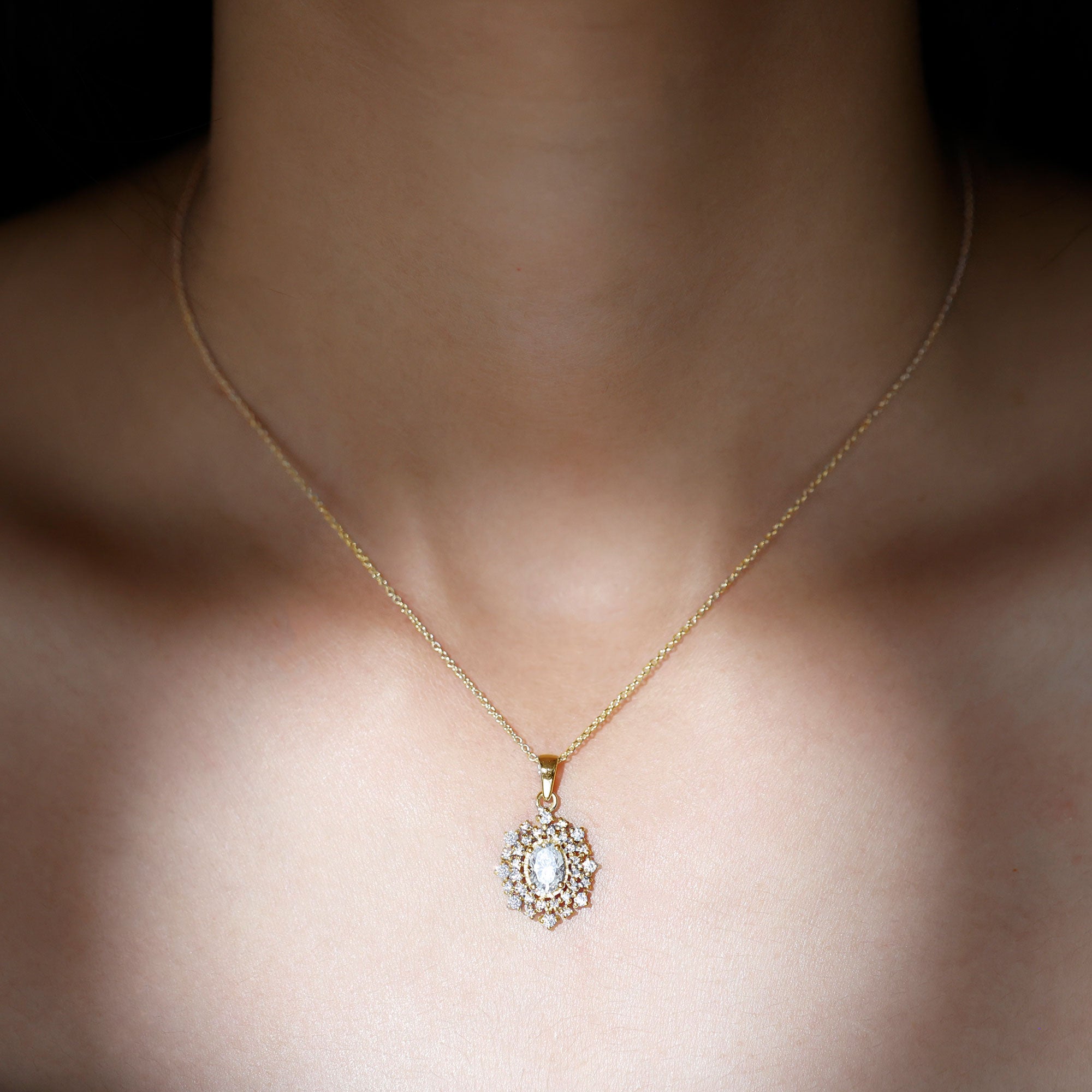 Vintage Style Oval Moissanite Bridal Necklace With Chain