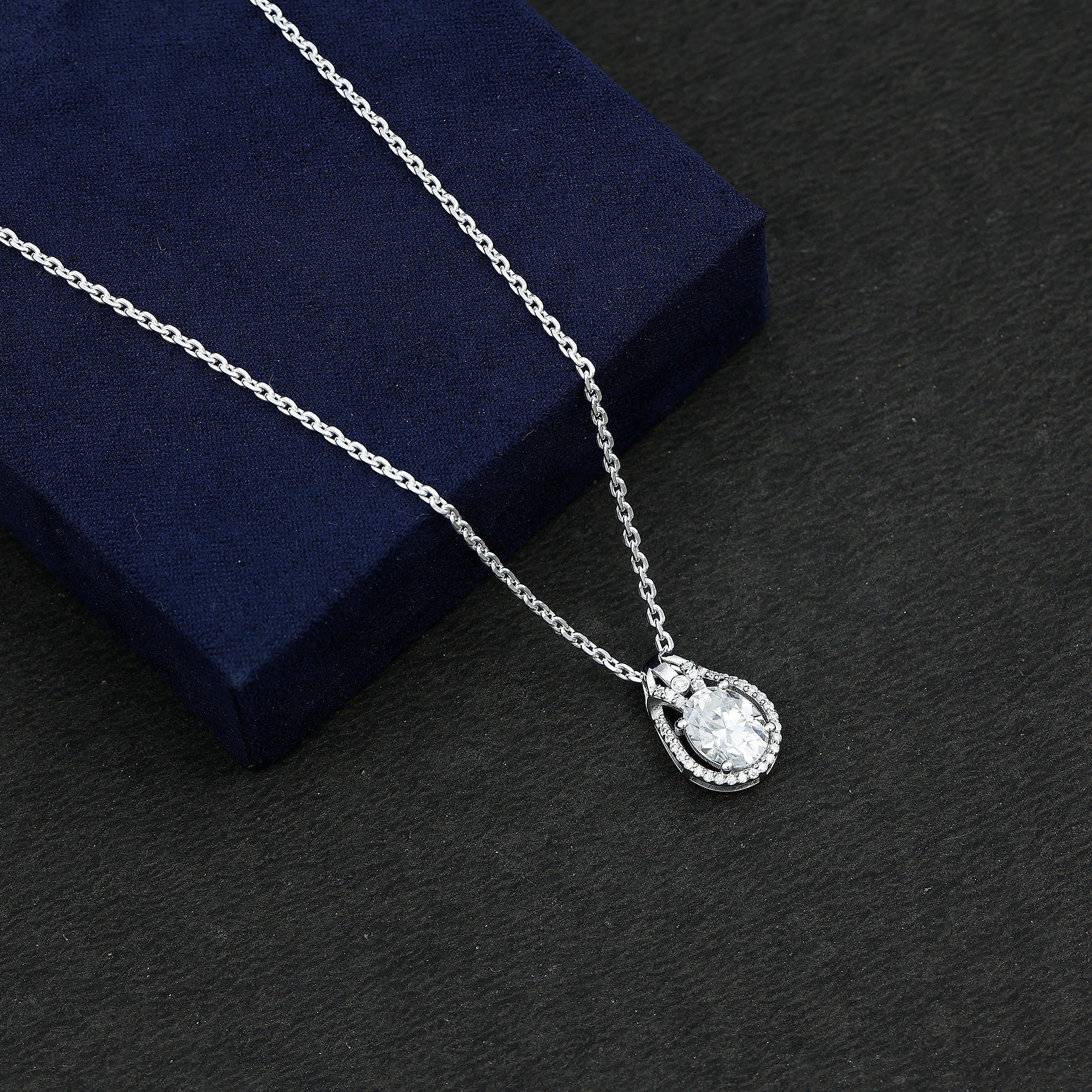 7X9 MM Oval Cut Moissanite Drop Necklace For Wedding