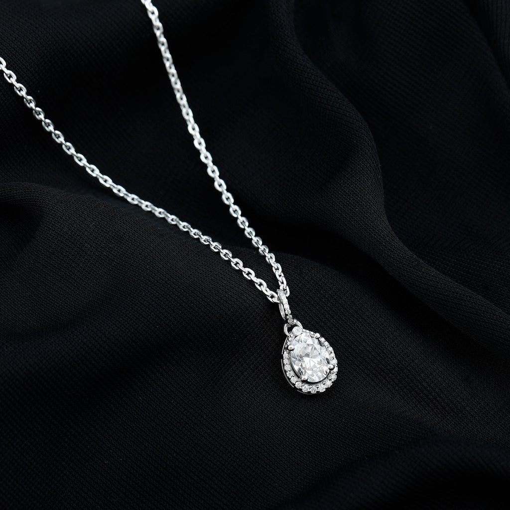 Certified Oval 6X8MM Moissanite Bridal Necklace For Wedding