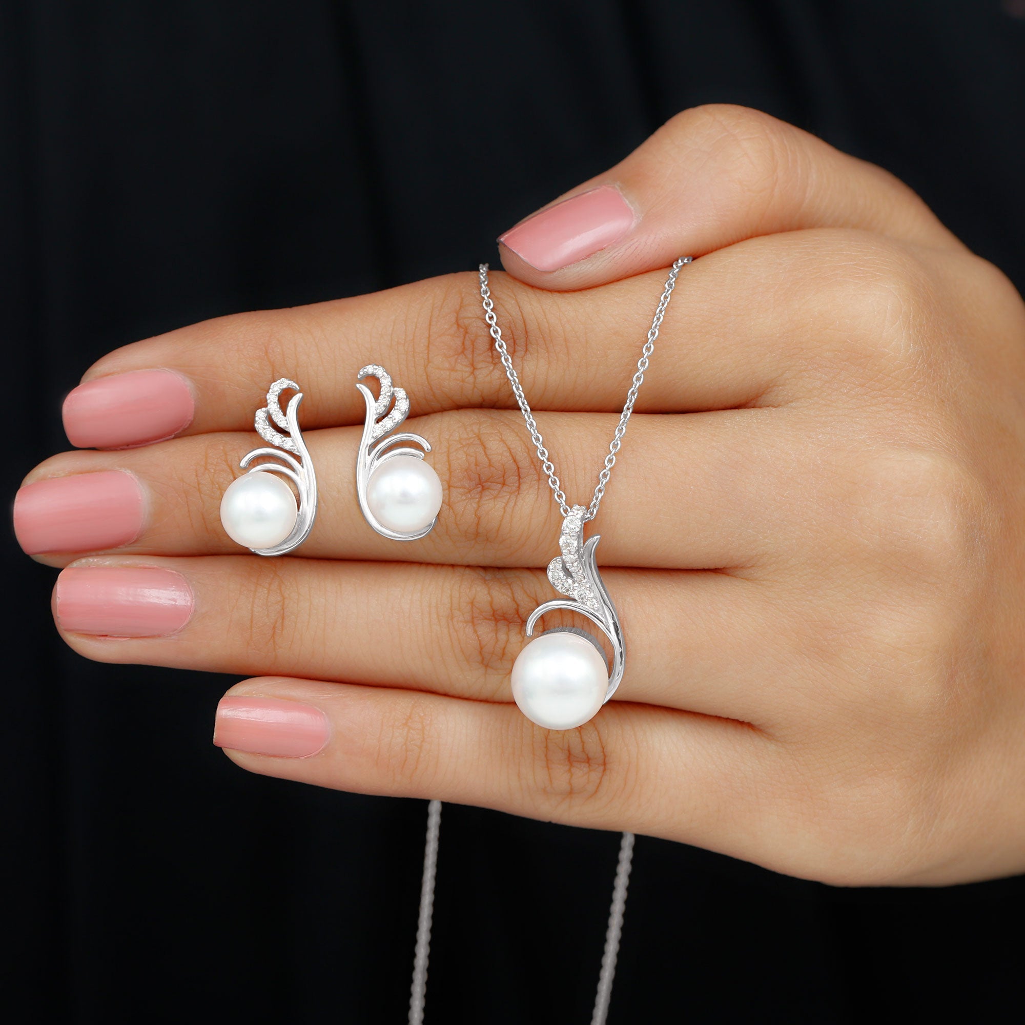 Freshwater Pearl and Diamond Designer Jewelry Set