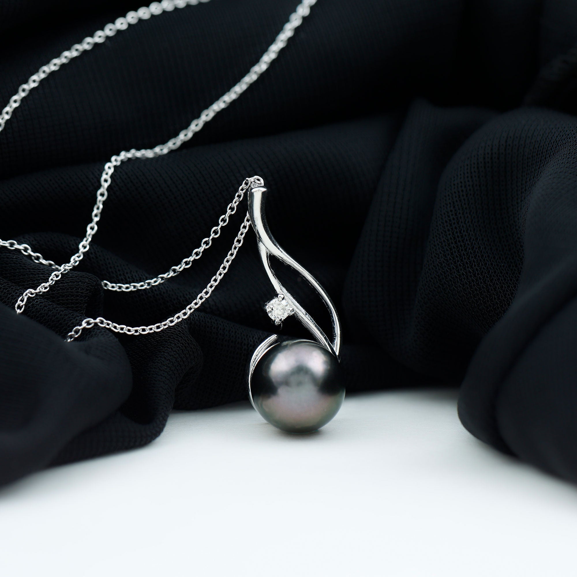10MM Tahitian Pearl Drop Pendant with Hidden Bail