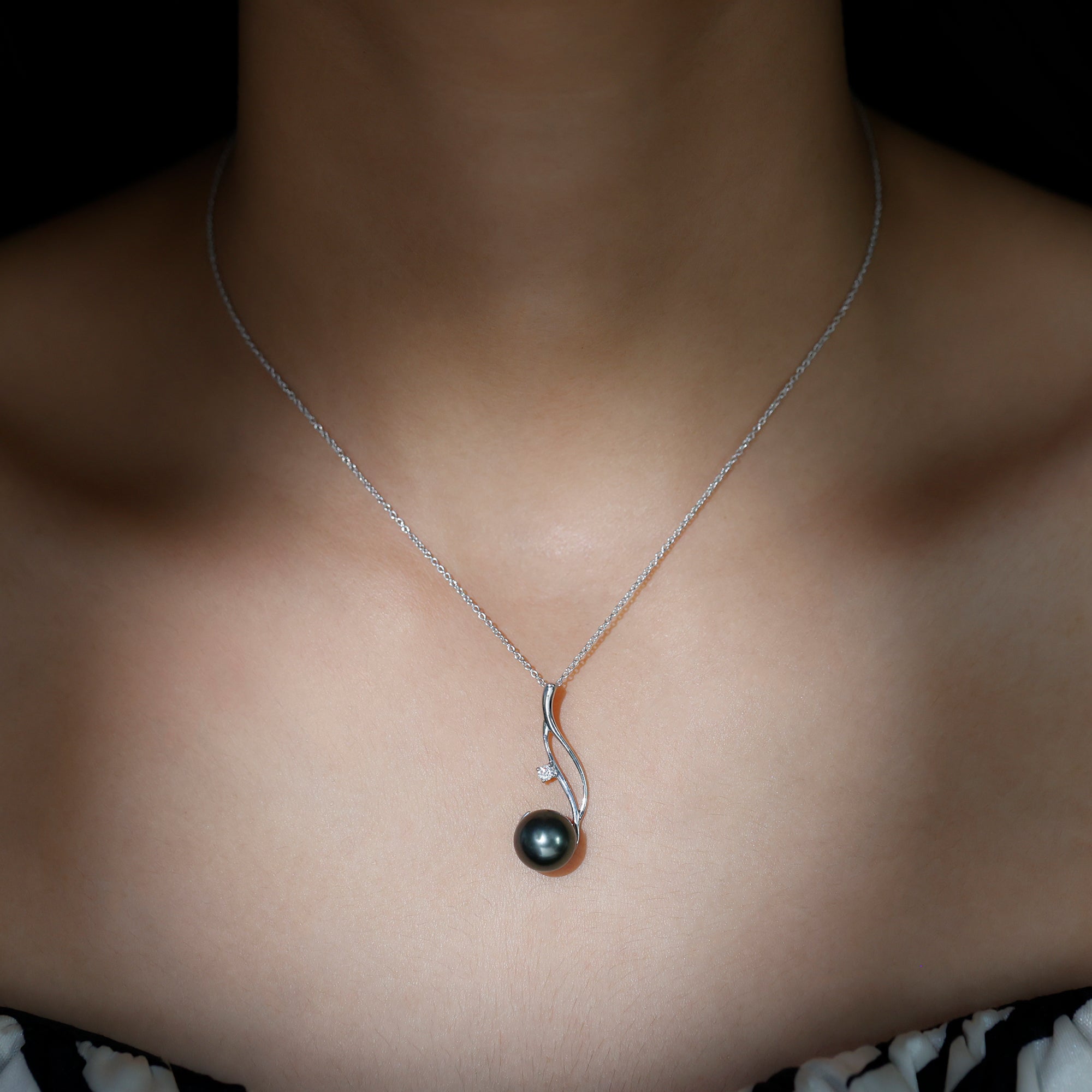 10MM Tahitian Pearl Drop Pendant with Hidden Bail