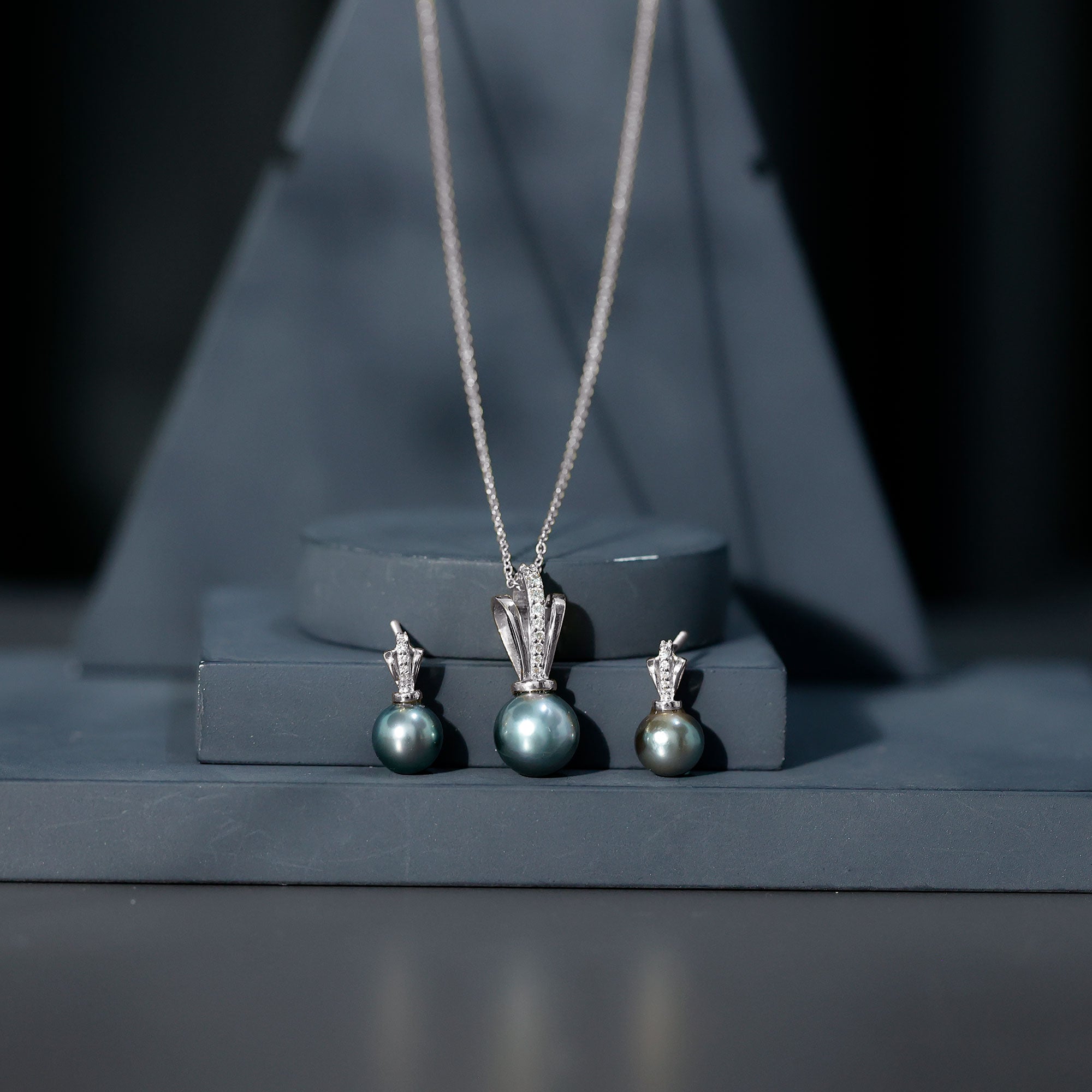 Genuine Tahitian Pearl and Diamond Drop Necklace Earrings Set