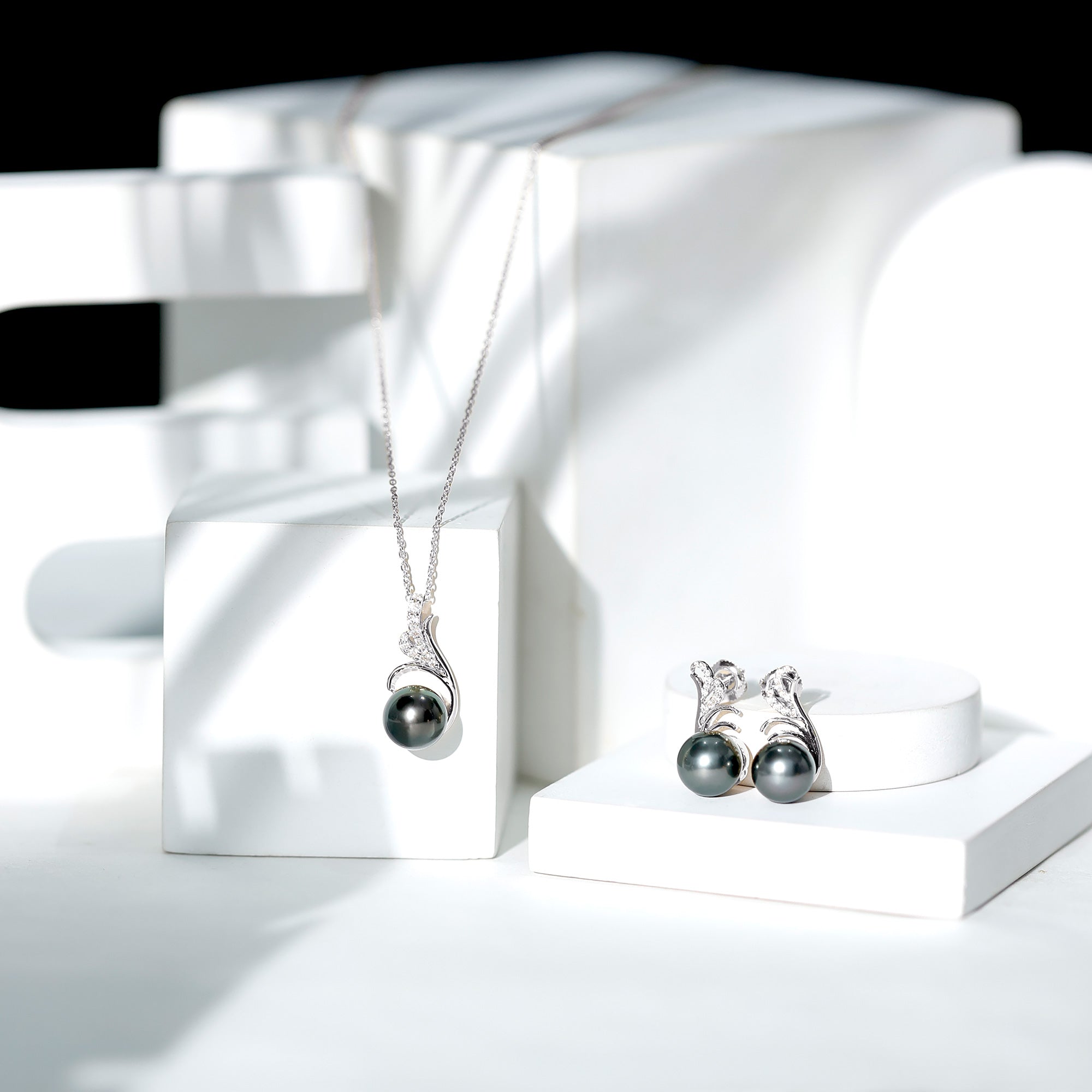 Designer Tahitian Black Pearl Necklace and Earrings Set with Moissanite